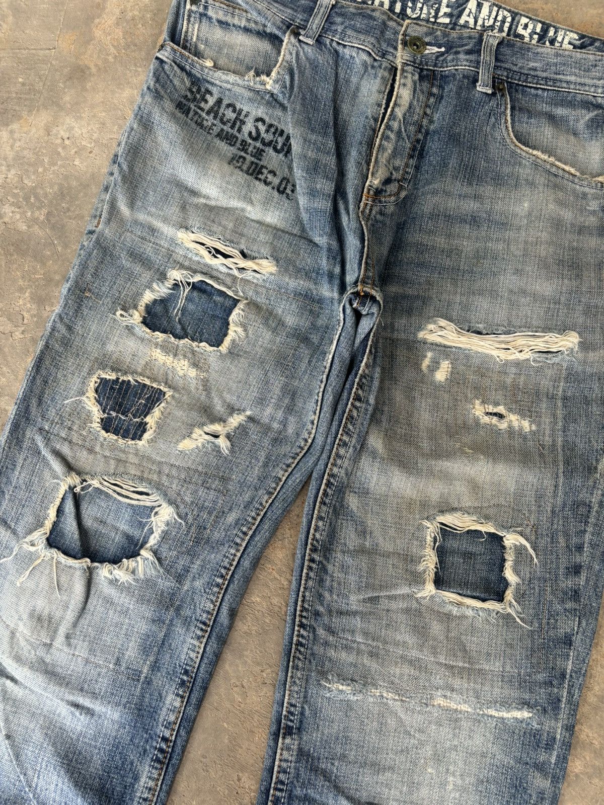 Hysteric Glamour Distressed Denim Nature And Blue Ifsixwasnine Style Jeans Size US 33 - 5 Thumbnail