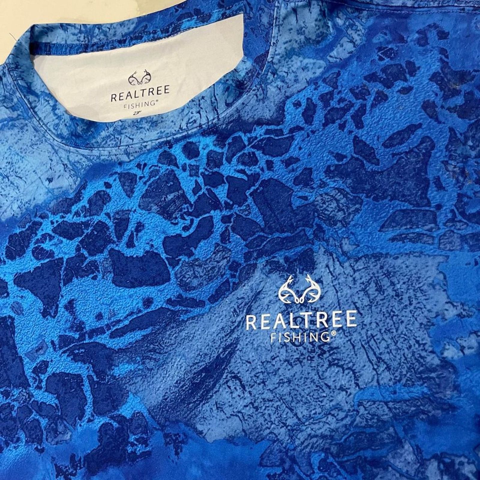 Realtree REALTREE FISHING Blue Marbled Wave Long Sleeve Men's 2XL Size US XXL / EU 58 / 5 - 2 Thumbnail