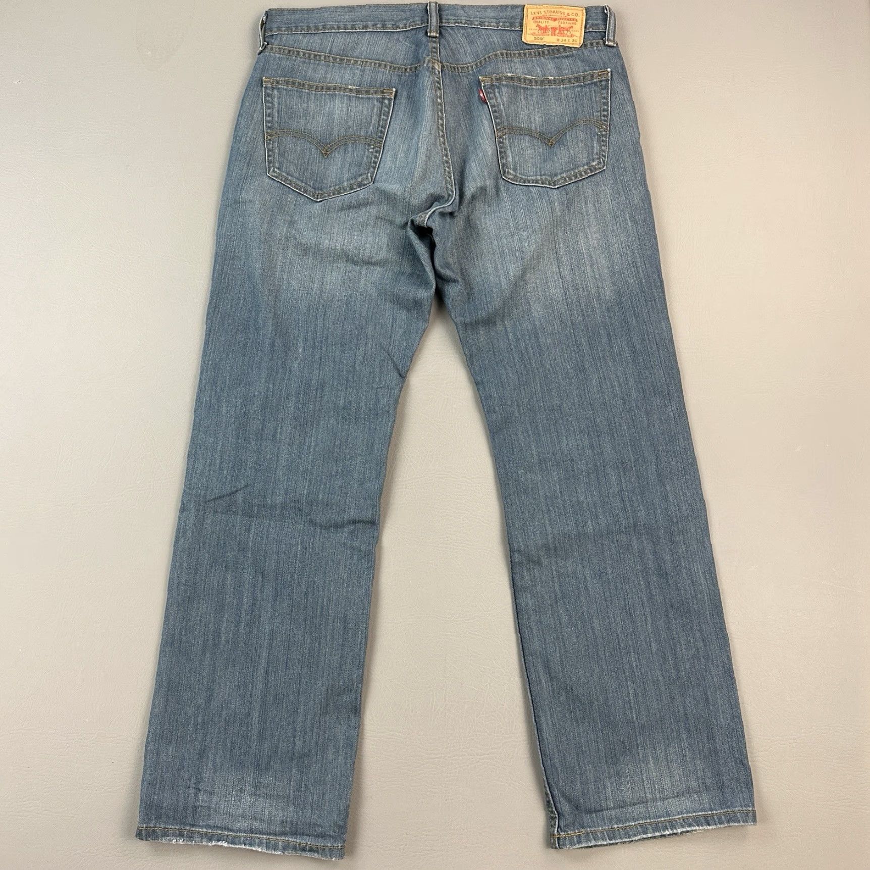 Levi's VINTAGE Levi's 559 Jeans Mens 36x31 Blue Denim Relaxed Straight 90s Y2K USA Solid Pattern Size US 36 / EU 52 - 7 Thumbnail