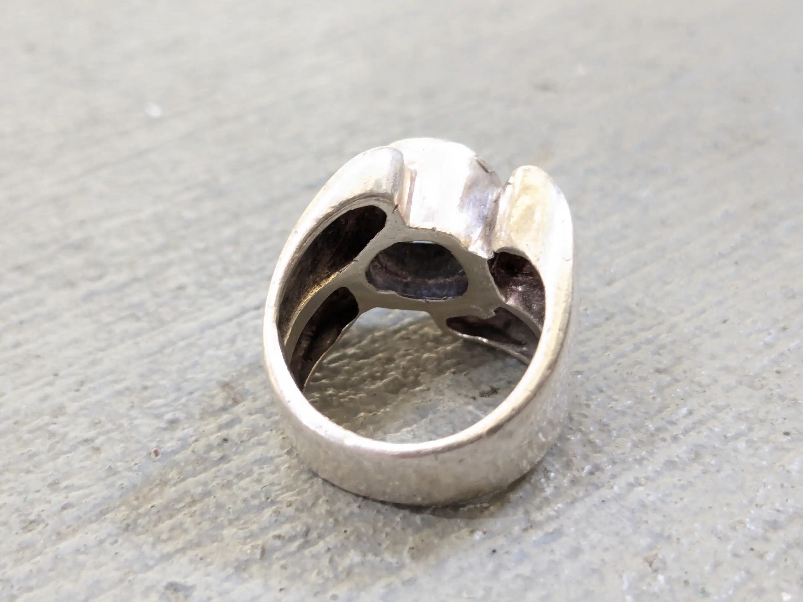Sterling Silver Vintage Sterling Silver Ring 6 CZ Round Asymmetrical Size ONE SIZE - 7 Thumbnail