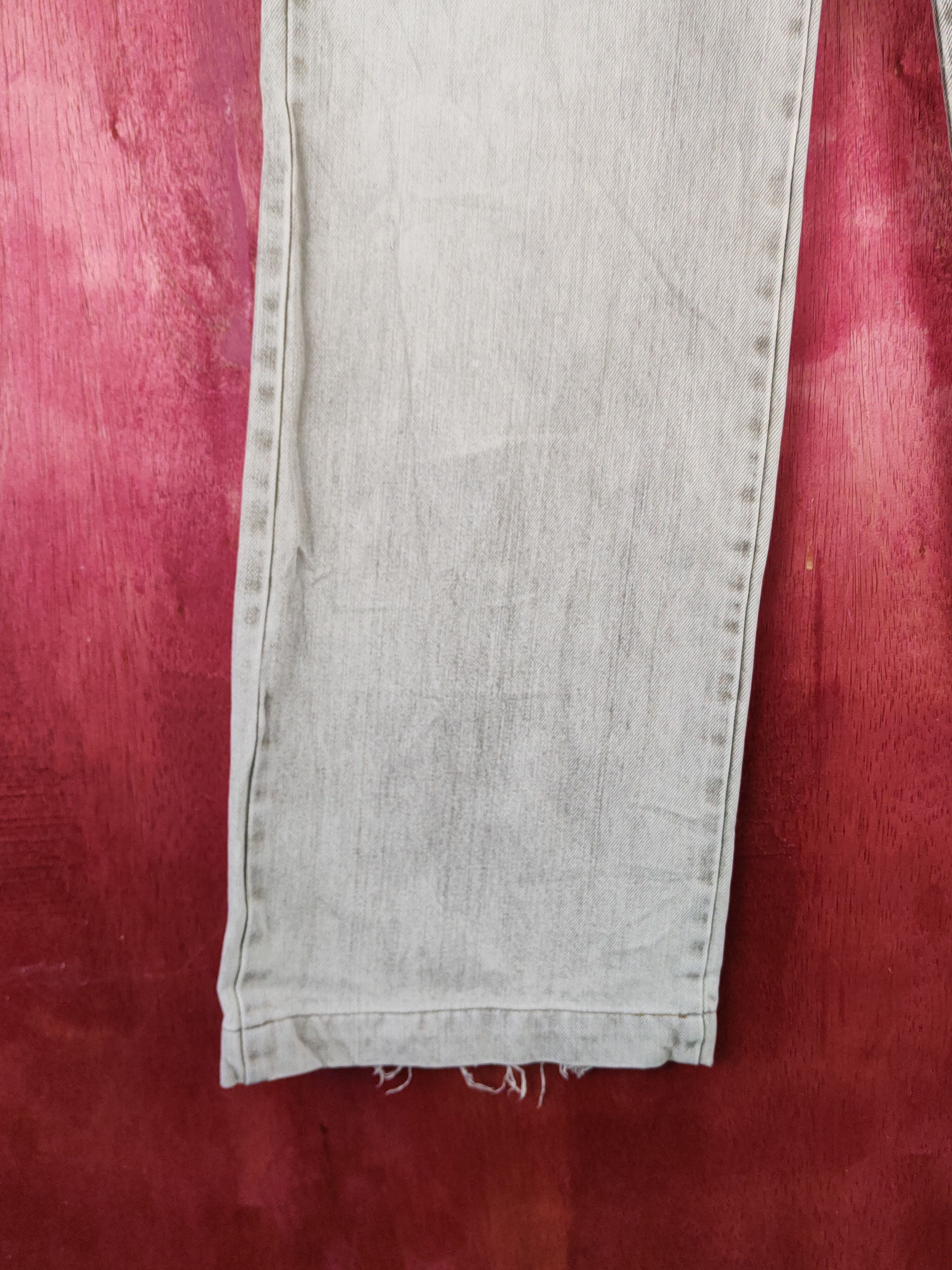 Japanese Brand Domingo faded Distressed Ripped vintage denim Jeans #S2217 Size US 30 / EU 46 - 4 Thumbnail