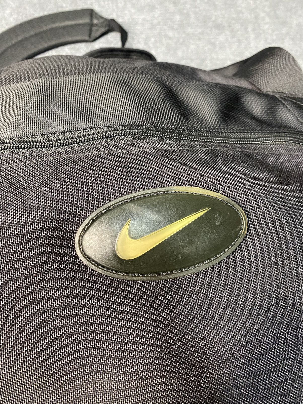 Nike Vintage Nike Duffel Bag Size ONE SIZE - 7 Thumbnail