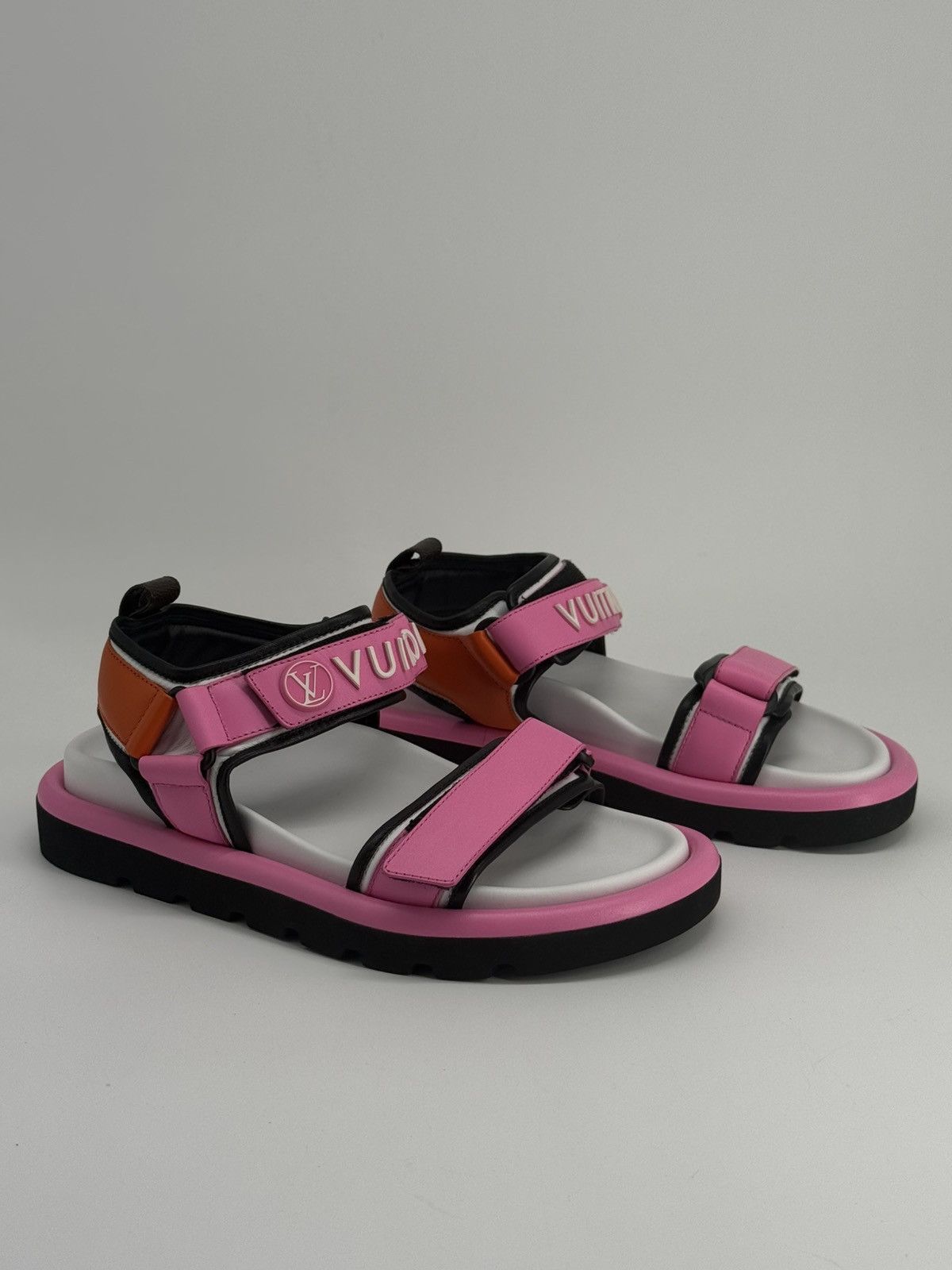 Louis Vuitton Louis Vuitton pool pillow Flat Sandals Pink Pop 39 9 Size US 9 / IT 39 - 3 Thumbnail