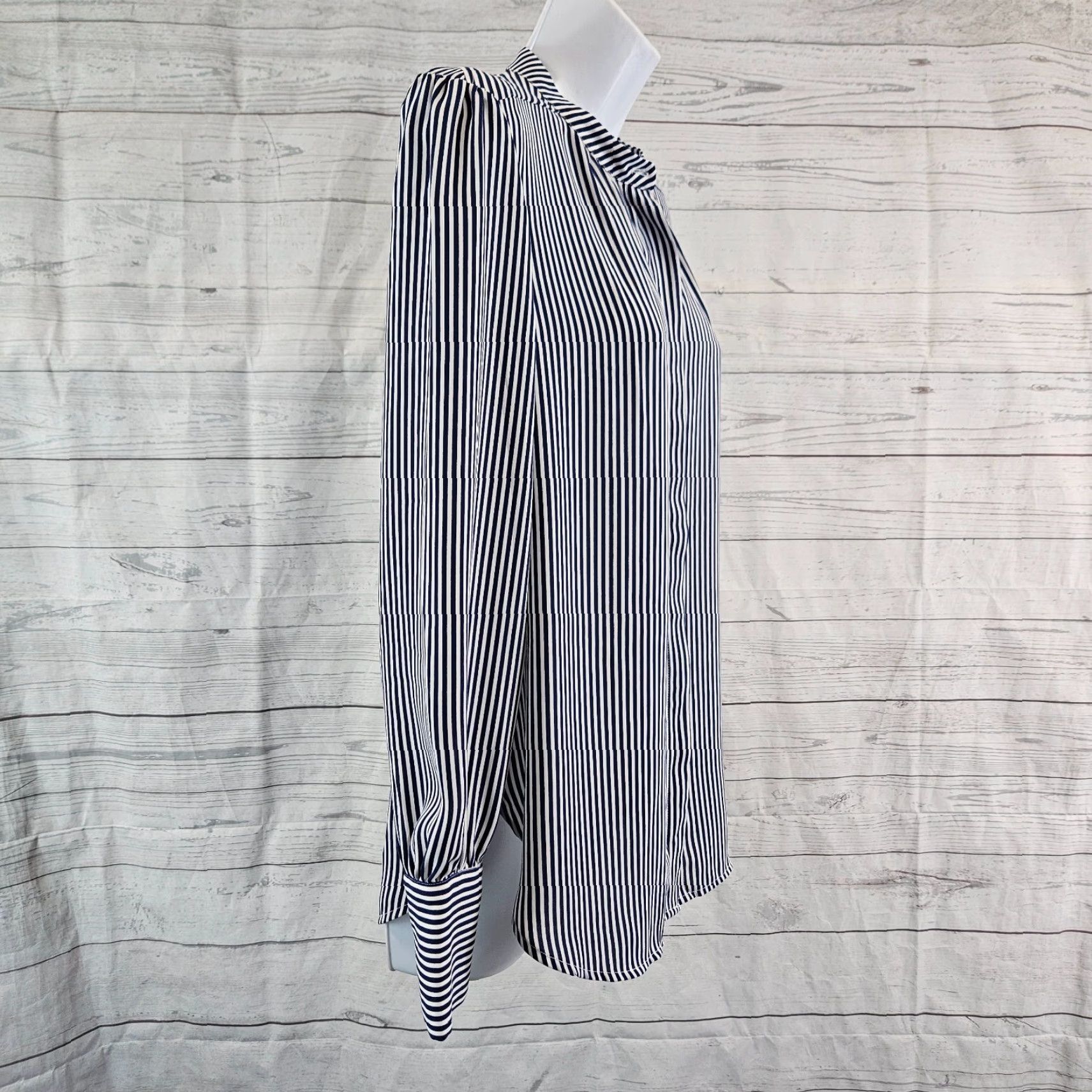 Loft VINTAGE LOFT Ann Taylor Button Front Top Shirt Womens Small Blue White Stripe Long Sleeve Size S / US 4 / IT 40 - 3 Thumbnail