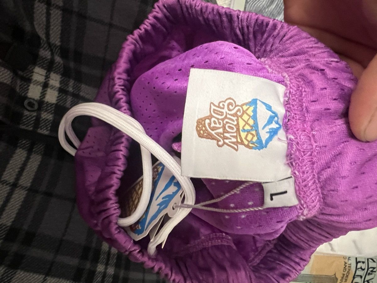 Other Snow Day Shorts Size US 34 / EU 50 - 3 Thumbnail