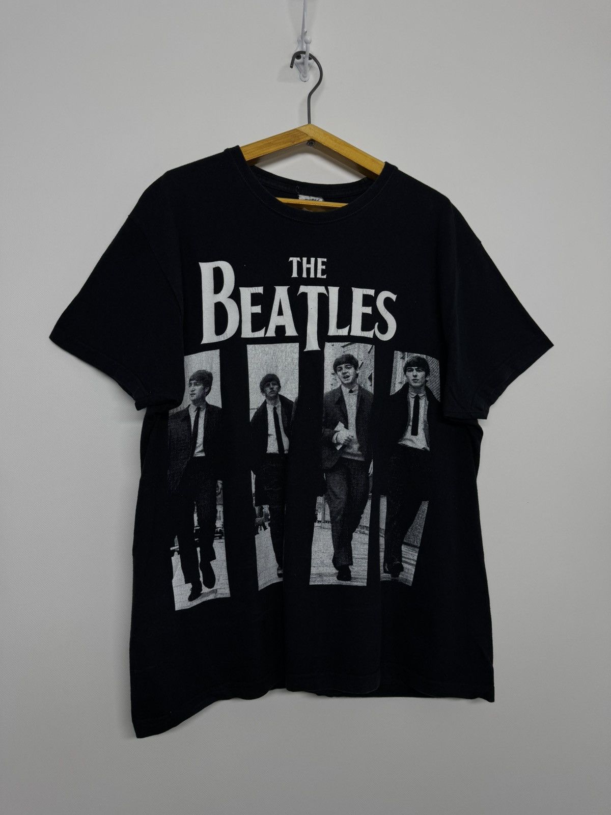 Vintage Vintage Y2k The Beatles T-Shirt Size US S / EU 44-46 / 1 - 7 Thumbnail