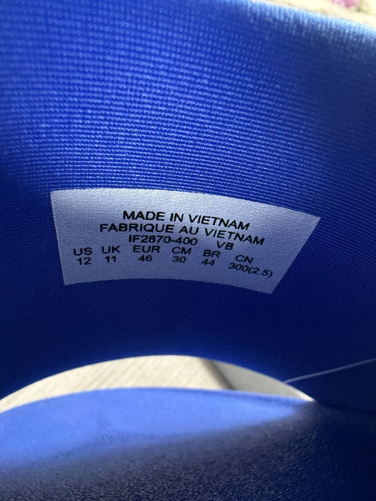 Nike Nike Kobe Bryant Offcourt Slide Dodgers Hyper Royal White 12 Size US 12 / EU 45 - 13 Thumbnail