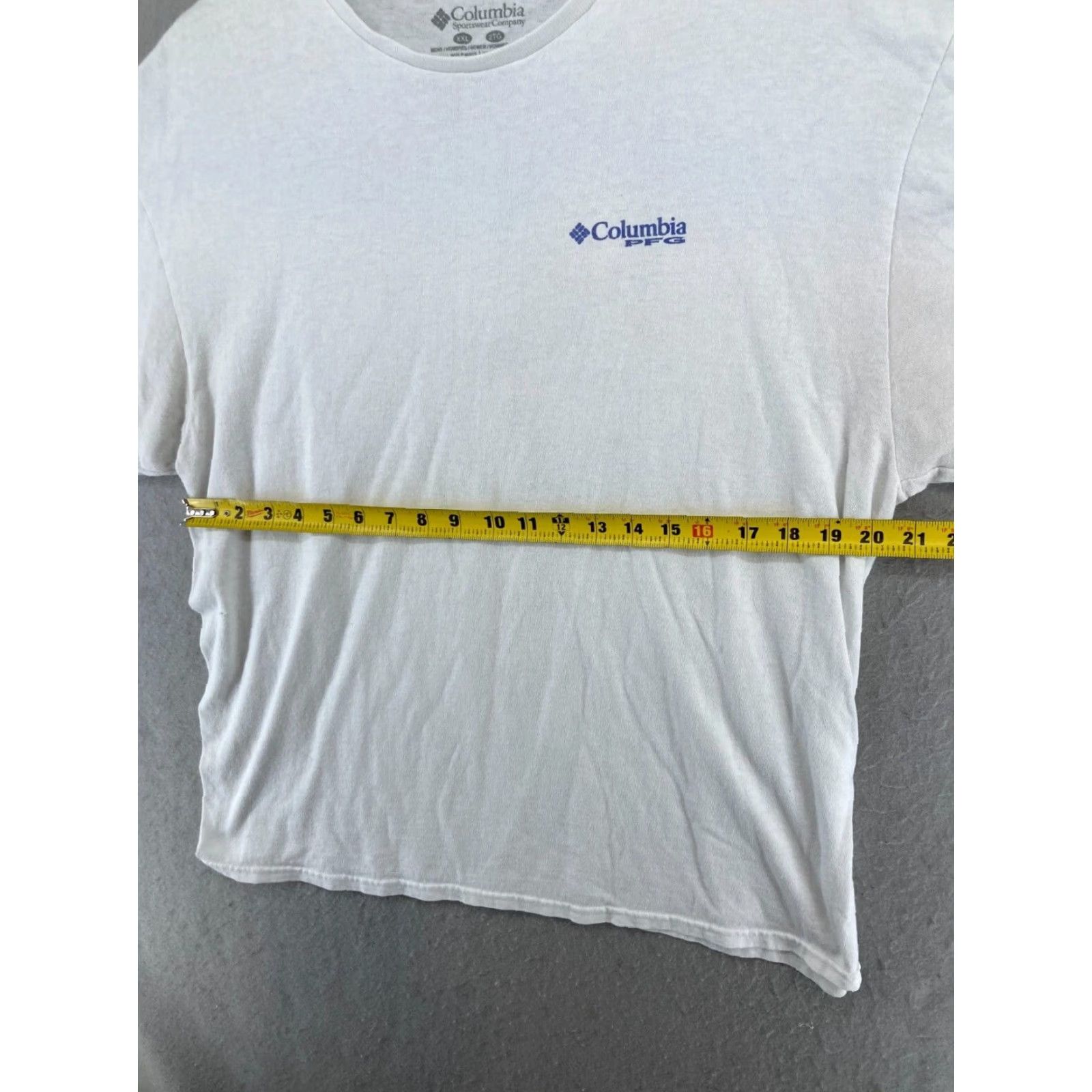 Vintage Columbia Men’s T-Shirt 2XL White Outdoor Fishing Bass Graphic Print Crew Neck Jersey Cotton Summer Fall Spring Size US XXL / EU 58 / 5 - 2 Thumbnail