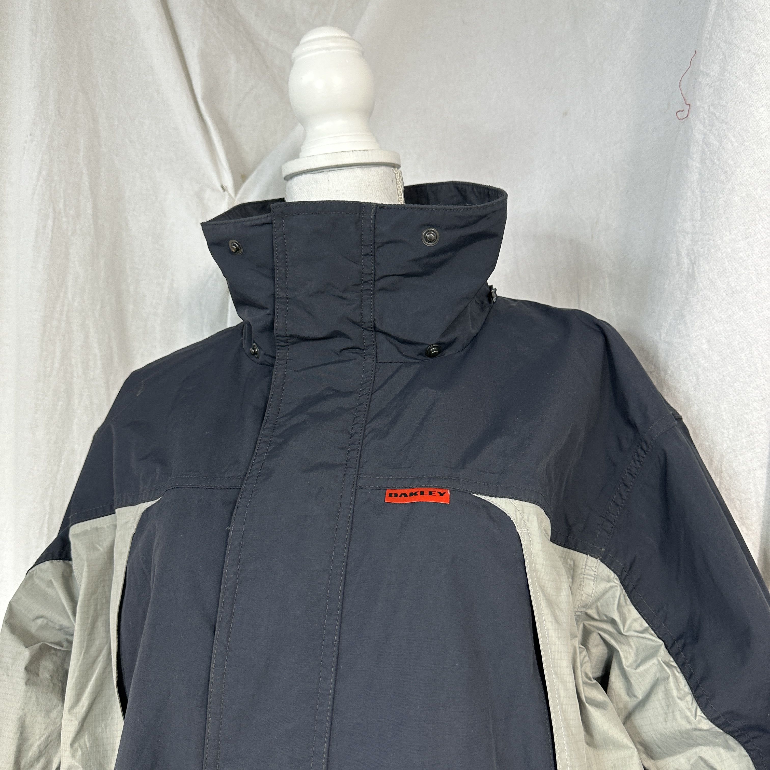 Oakley × Vintage Vintage Oakley Technical Jacket Size US L / EU 52-54 / 3 - 15 Thumbnail