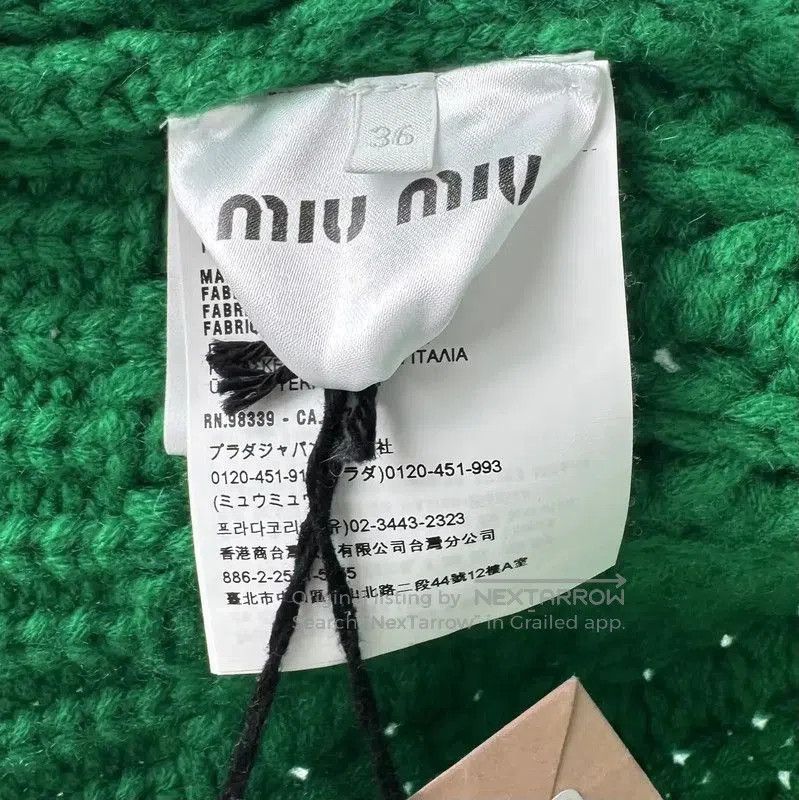 Miu Miu Miu Miu Green Wool Sweater with Cream Collar . Size S / US 4 / IT 40 - 5 Thumbnail