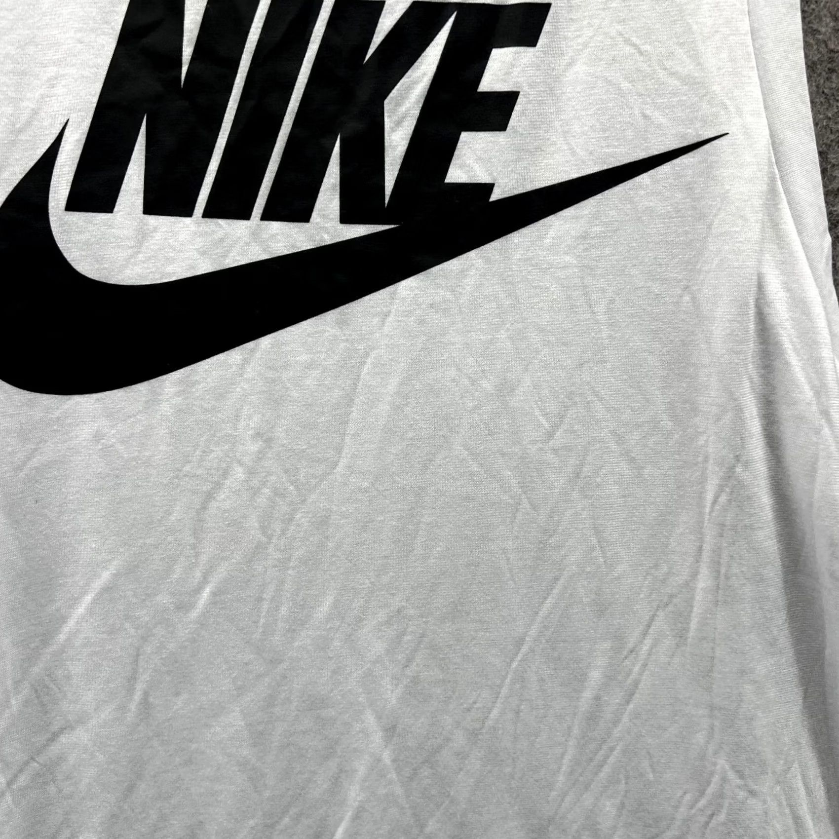 Nike VINTAGE Nike Shirt Women Large White Tank Top Swoosh Sportswear Basic Casual/Party/Cocktail/Travel Mens Size L / US 10 / IT 46 - 4 Thumbnail