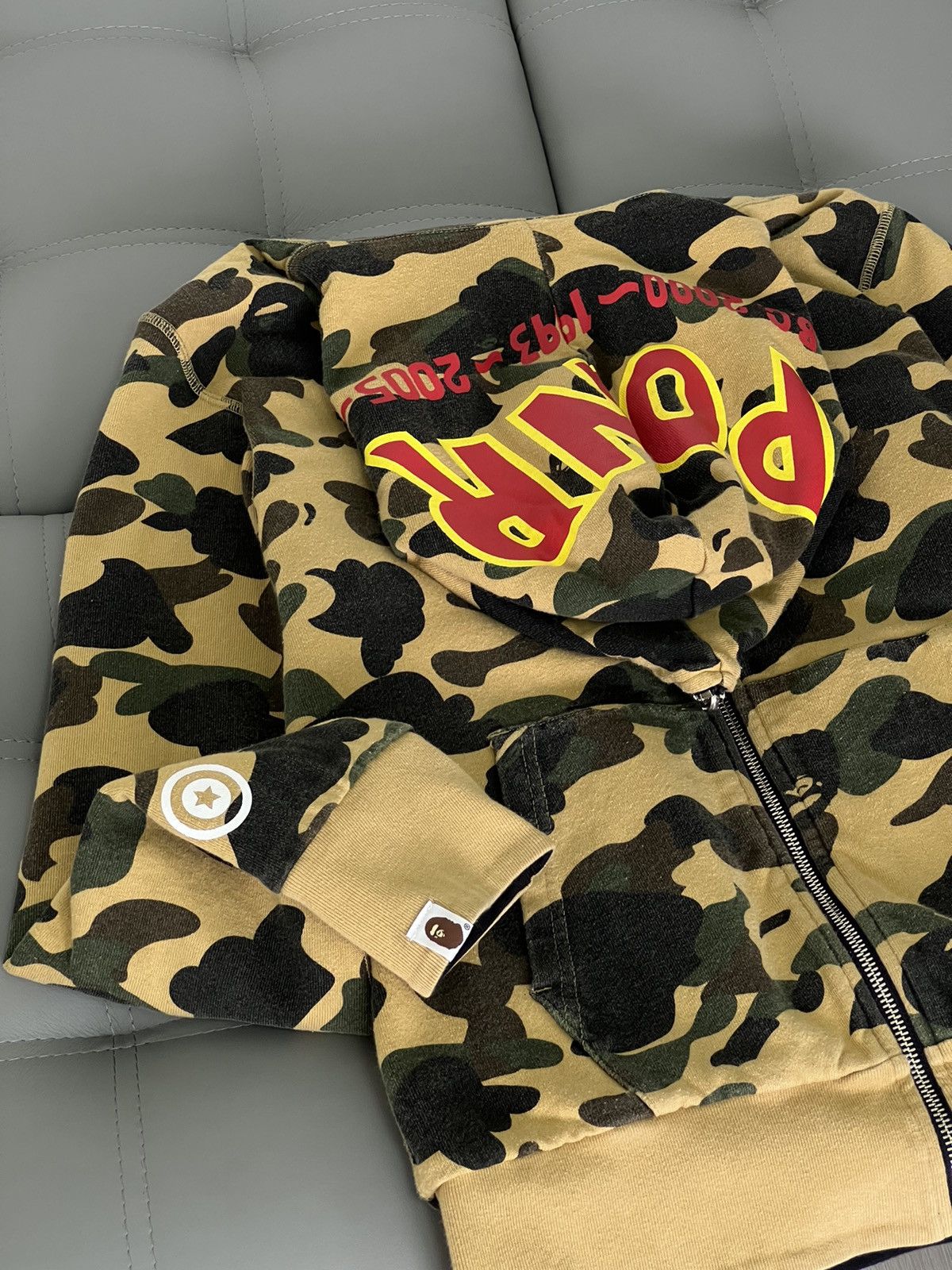 Bape Reversible camouflage with black Bape Shark print hoodie Size US S / EU 44-46 / 1 - 14 Thumbnail