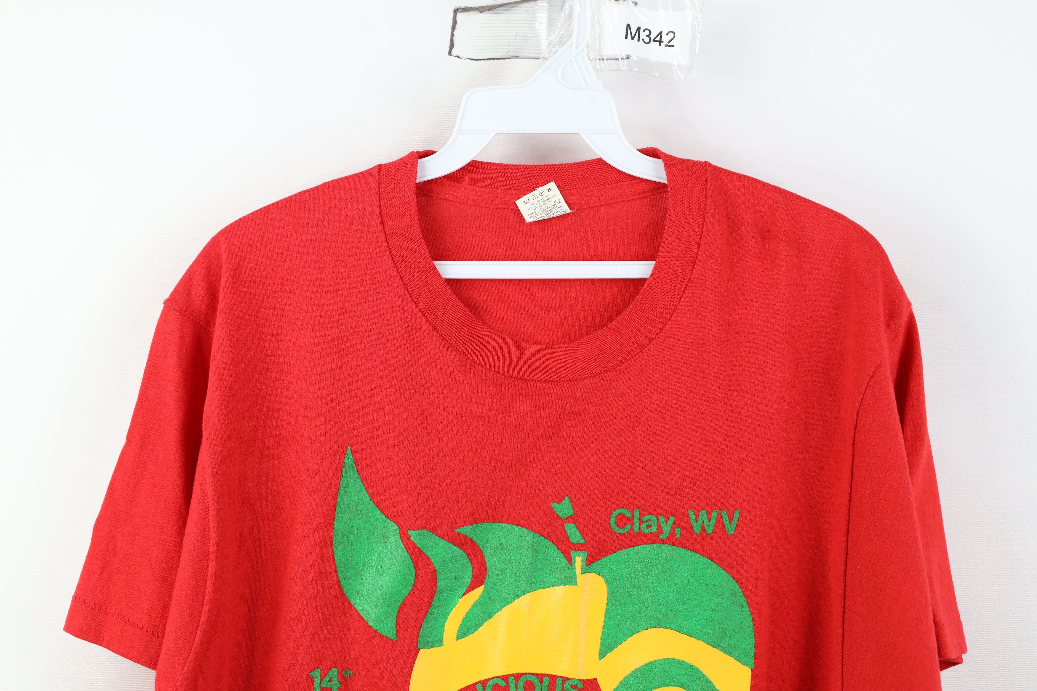Vintage Vintage 80s Delicious Apple Fest West Virginia T-Shirt USA Size US L / EU 52-54 / 3 - 2 Thumbnail