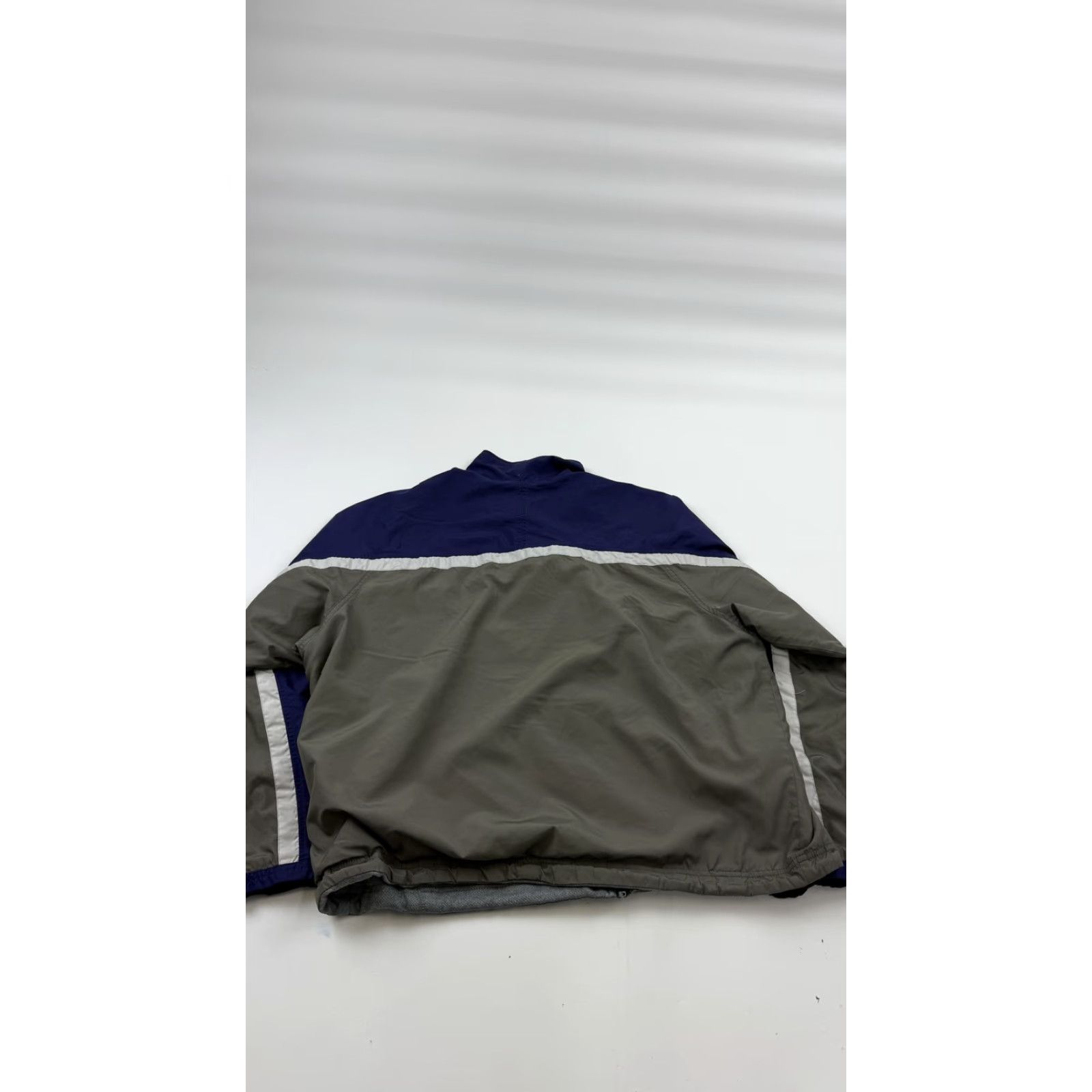 Nike Nike Jacket XL Mens Gray Purple Reversible Fleece-Lined Full Zip Swoosh Size US XL / EU 56 / 4 - 6 Thumbnail