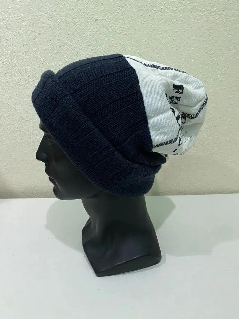 Levi's Vintage Levi’s Spell out Beanie Hat Size ONE SIZE - 2 Thumbnail
