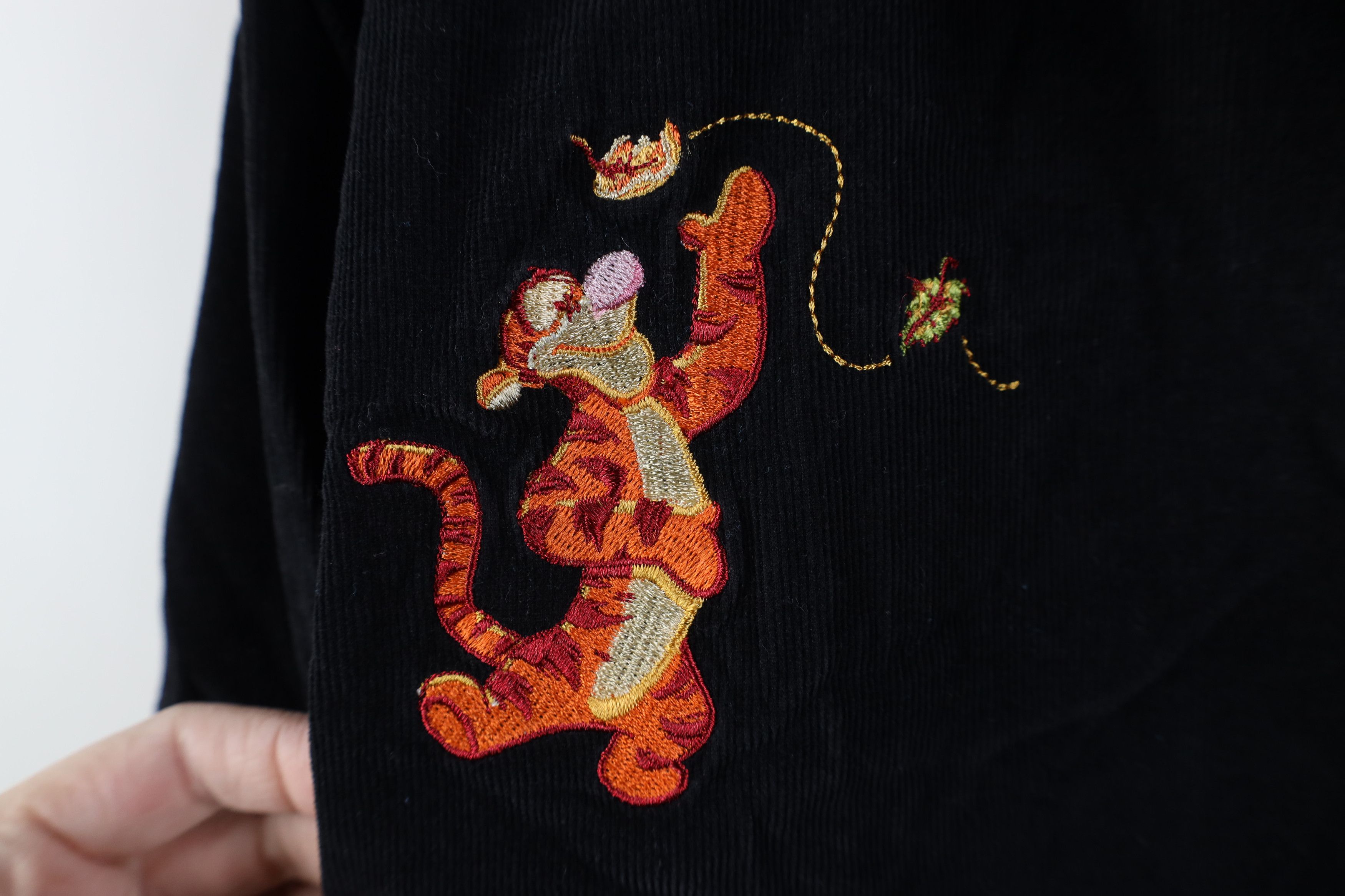 Disney Vintage 90s Disney Winnie the Pooh Corduroy Button Shirt Size XXL / US 16-18 / IT 52-54 - 8 Thumbnail
