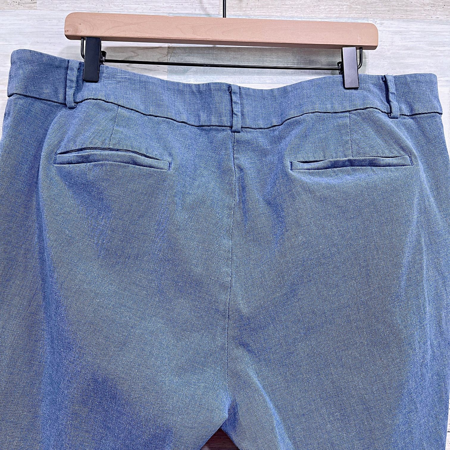 Loft LOFT PLUS Chambray Riviera Crop Pants Blue Womens 16 Size 38" / US 16 / IT 52 - 5 Thumbnail