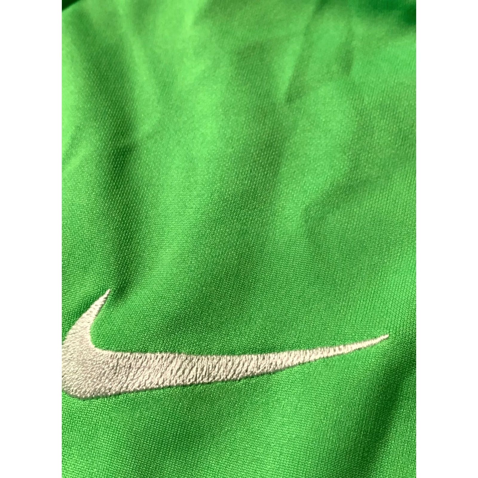 Nike NIKE DRI-FIT ORIGINAL 2019 MEN FOOTBALL SOCCER TRAINING SHIRT JERSEY SIZE S Size US S / EU 44-46 / 1 - 3 Thumbnail