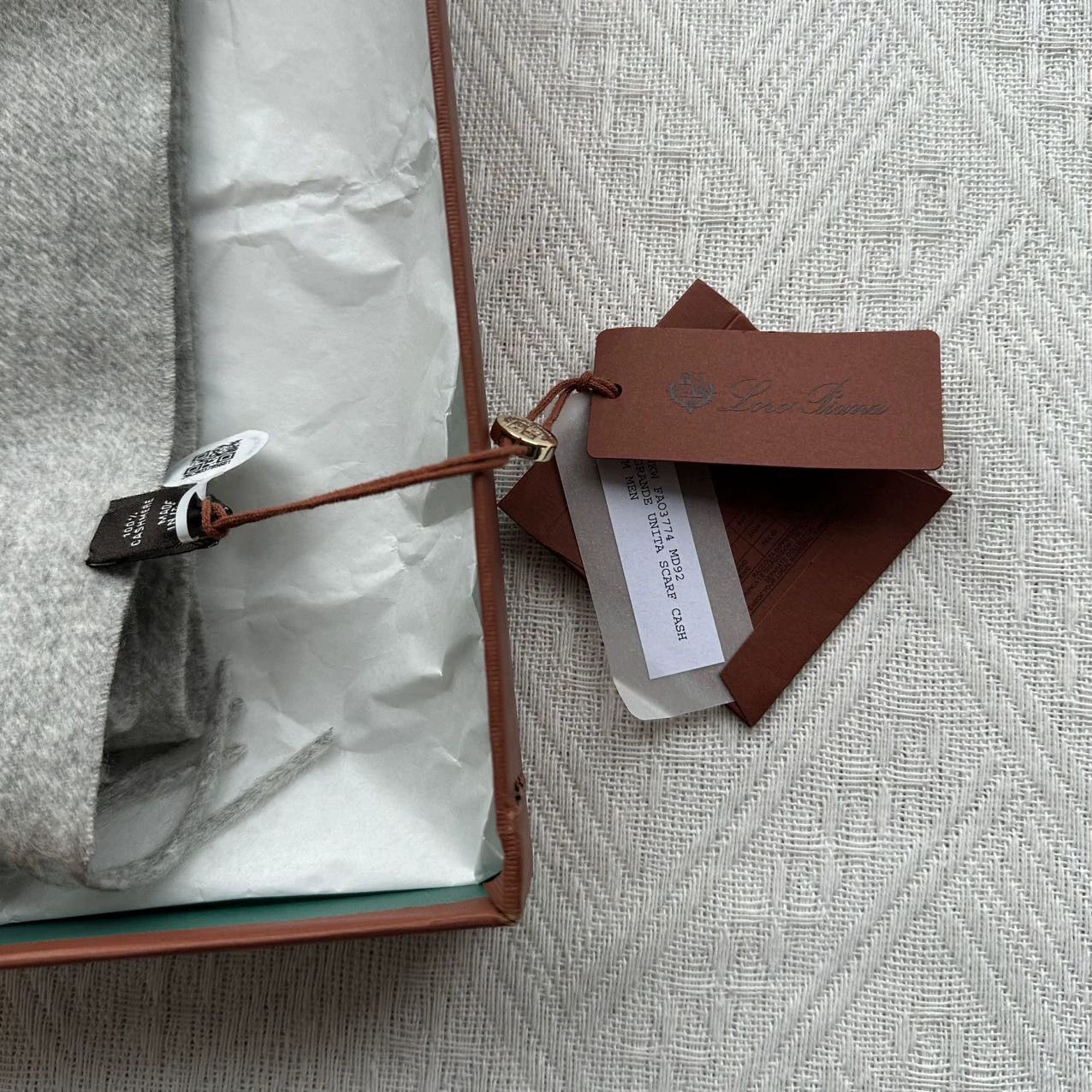 Loro Piana Unused Loro Piana Gray Cashmere Scarf Unisex Stock Size ONE SIZE - 4 Thumbnail