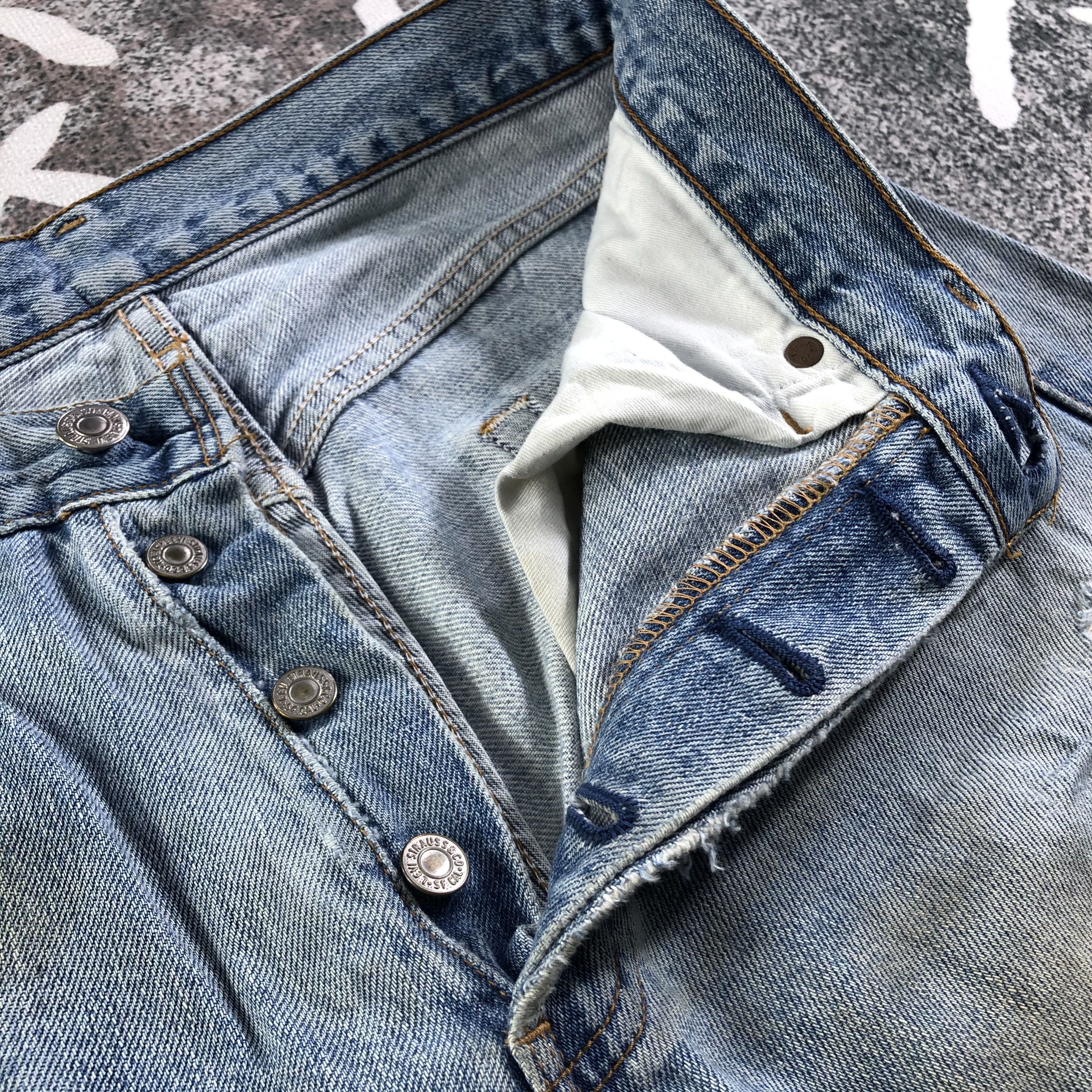 Levi's Distress Vintage Levis 509 Jeans Dirty Wash Denim KJ2216 Size US 29 - 8 Thumbnail