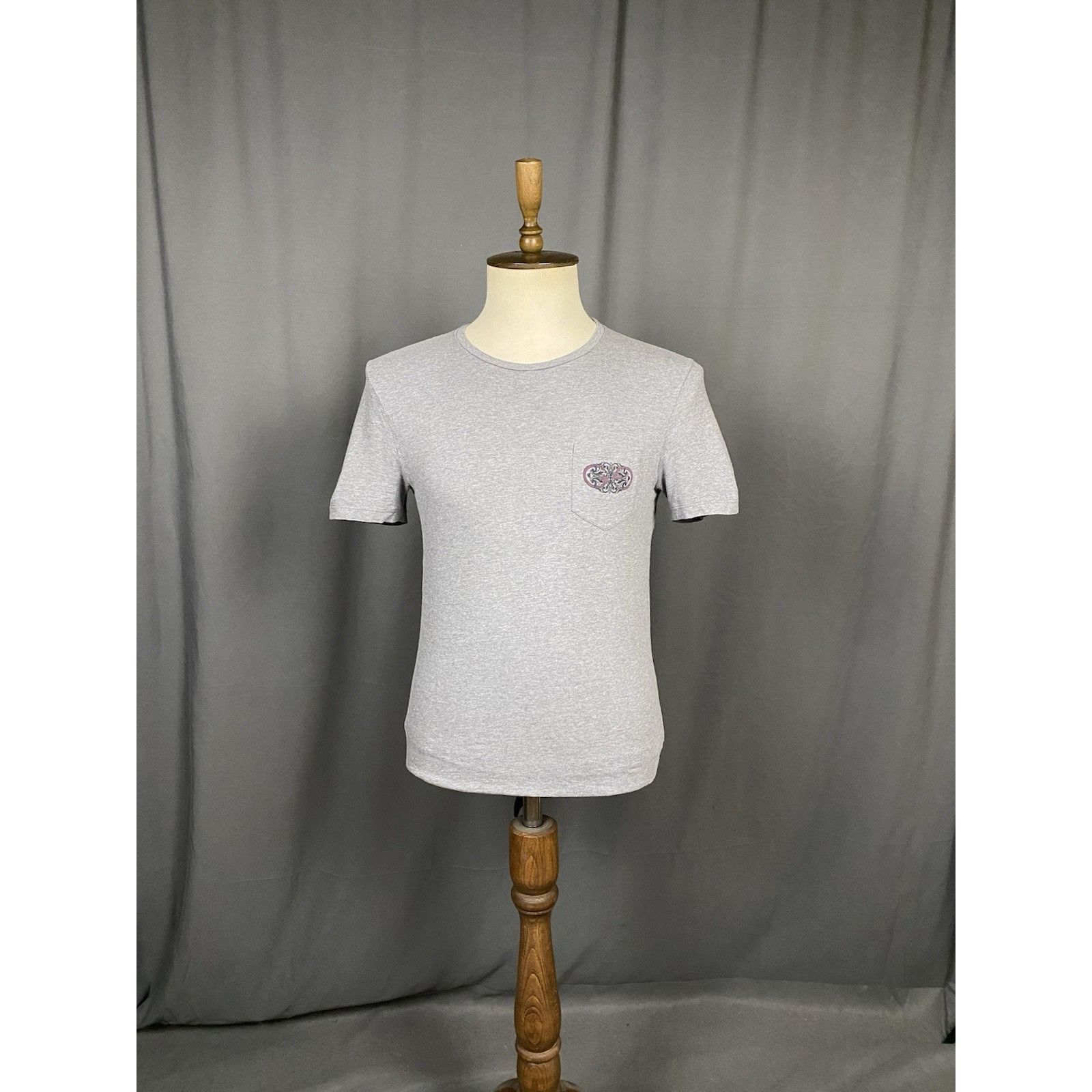 Gucci Gucci Auth Vintage Big Logo Men's Gray T-Shirt Size S Size US S / EU 44-46 / 1 - 3 Thumbnail