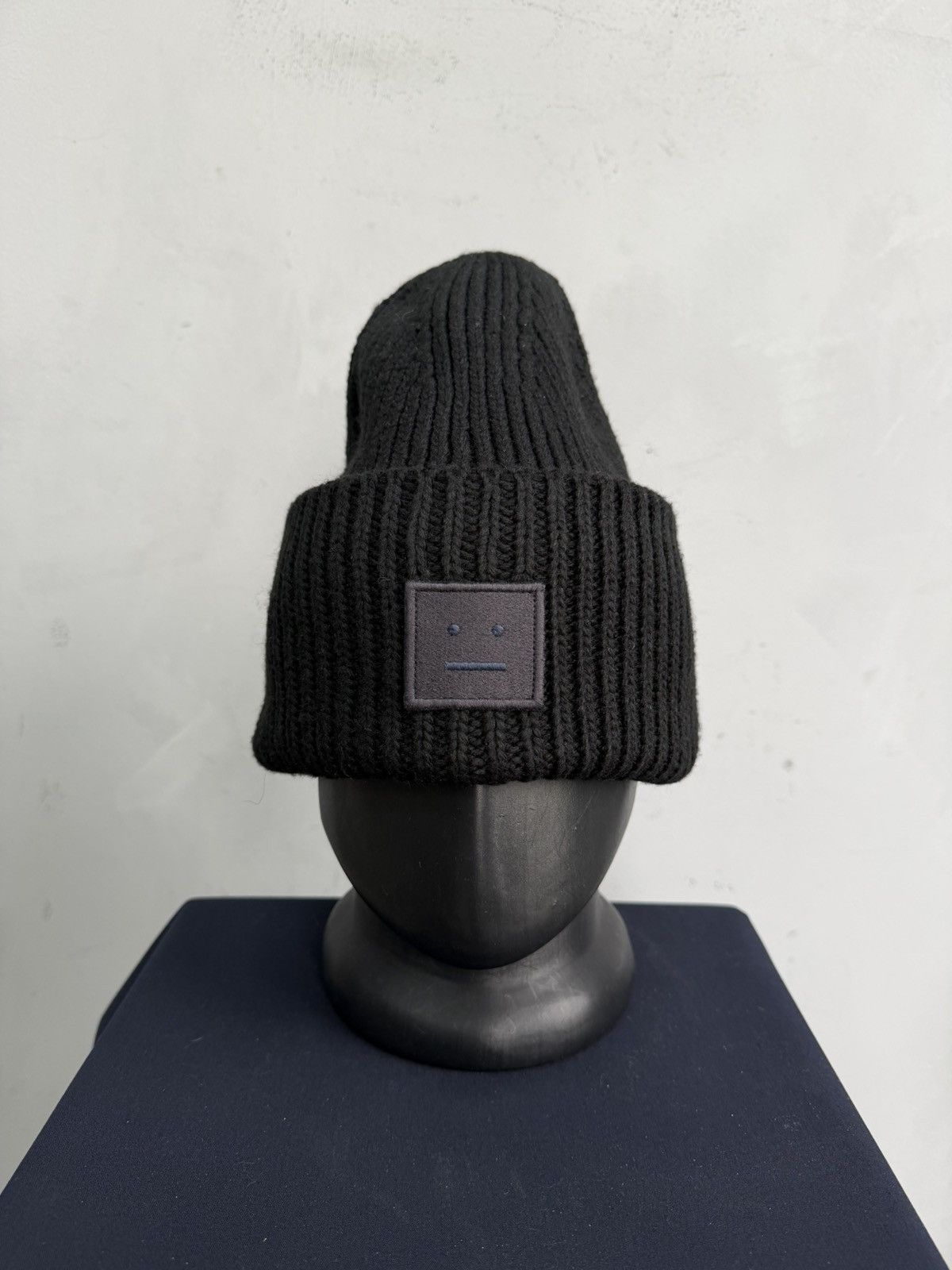 Acne Studios Acne Studios Pansy Beanie Hat Wool Black Size ONE SIZE - 1 Thumbnail