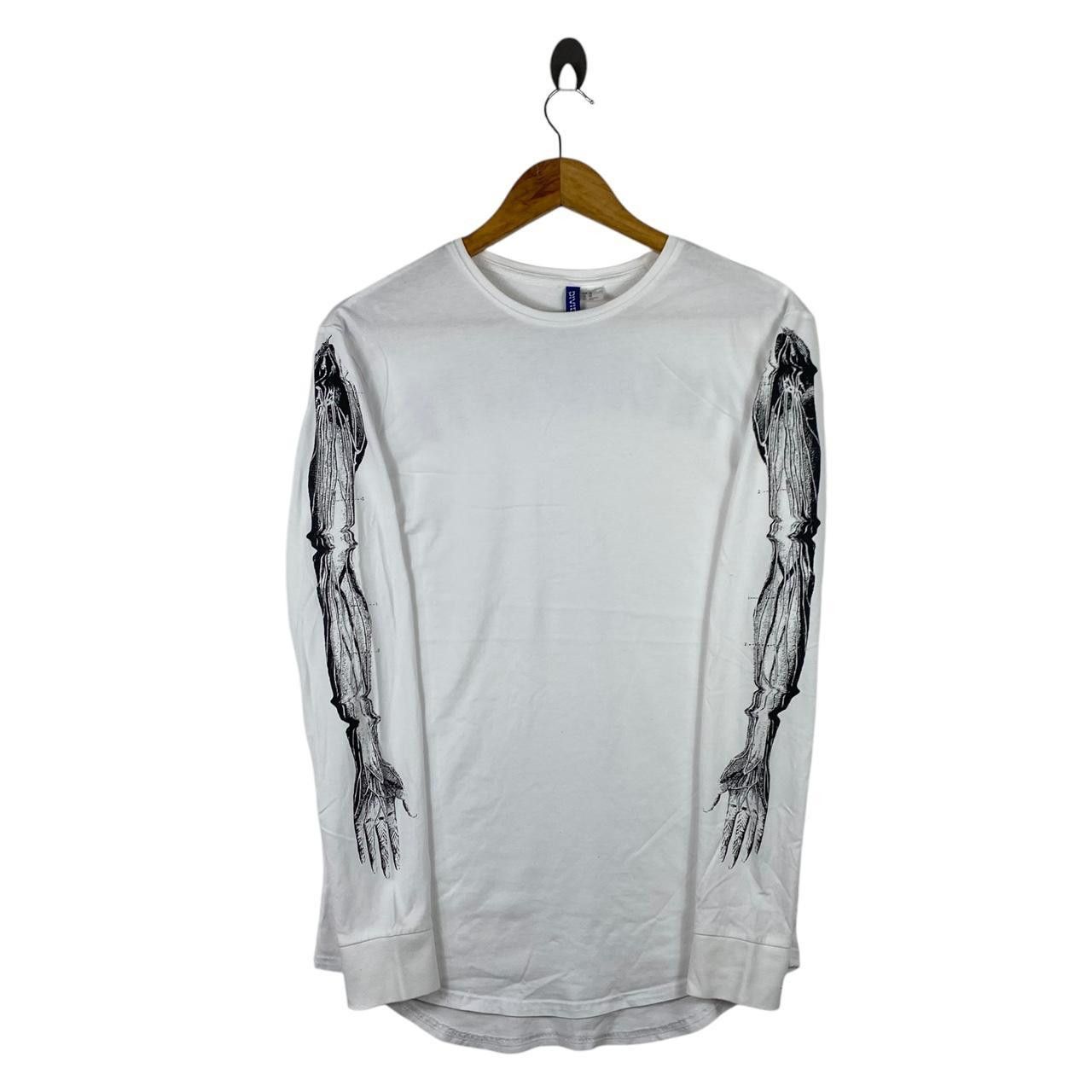 Divided H&M DIVIDED COLLECTION Incomplete Skull Tattoo Tee Shirt Top Size XS / US 0-2 / IT 36-38 - 1 Thumbnail