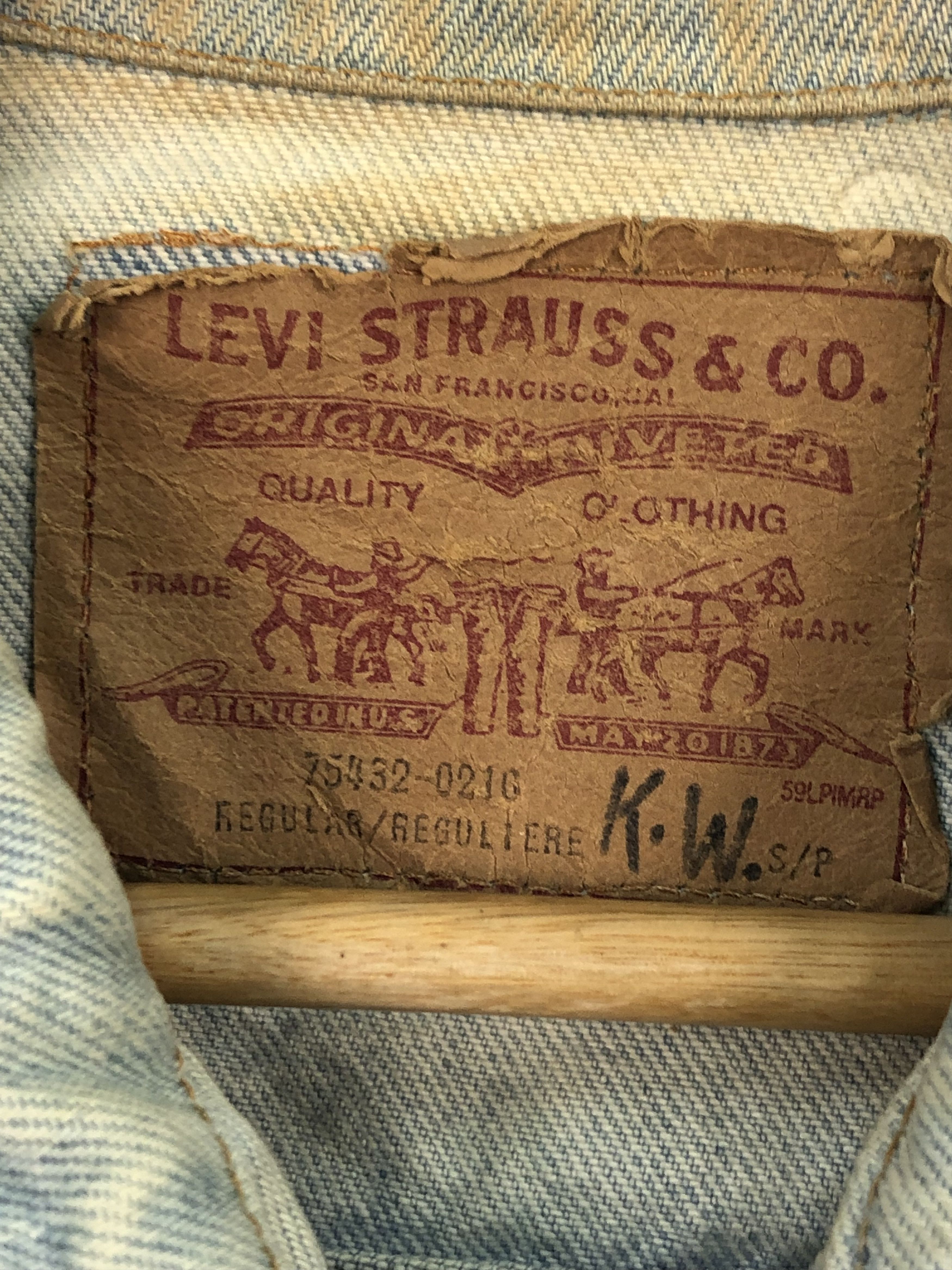 Levi's Vintage Levis Trucker Denim Jacket J0258 Size US S / EU 44-46 / 1 - 5 Thumbnail