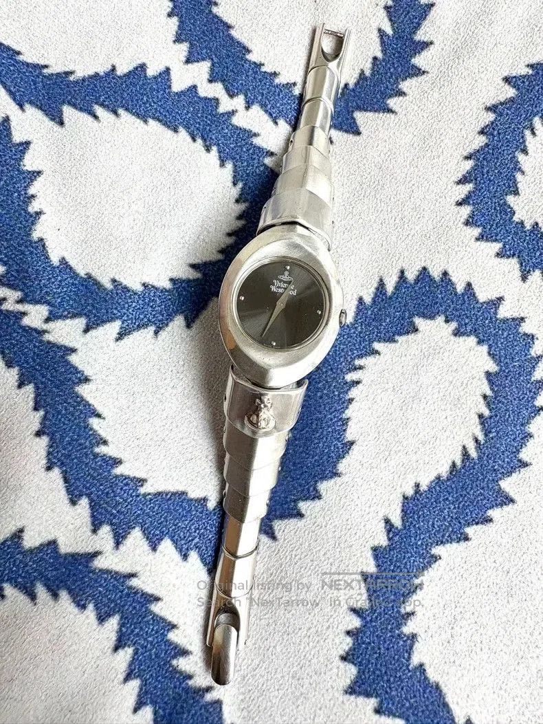Vivienne Westwood Vivienne Westwood 925 Silver Armor Watch. Size ONE SIZE - 8 Thumbnail