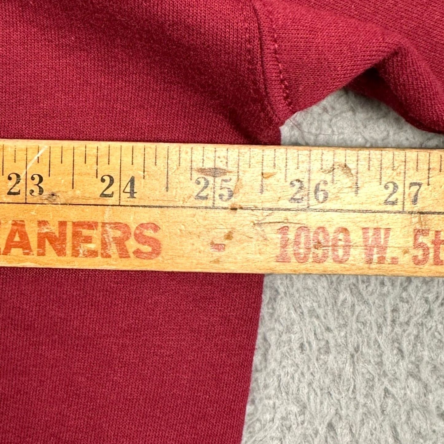Hanes VINTAGE Hanes Sweatshirt Graphic Print Pullover Burgundy XL Men Grand pa Simply the Best USA Crew Neck Regular Long Sleeve Red Size US XL / EU 56 / 4 - 7 Thumbnail