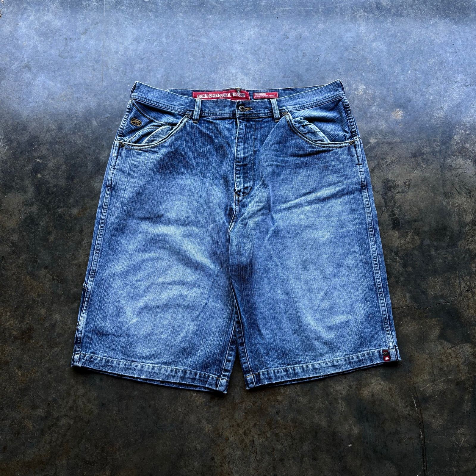 Ecko Unltd. × Vintage Vintage Y2K light wash Ecko UntId Baggy Jorts Size US 38 / EU 54 - 2 Thumbnail