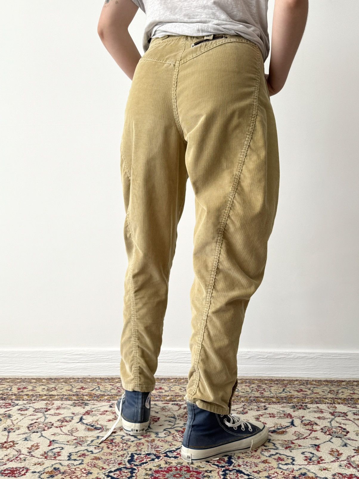 Diesel Vintage Y2K Diesel Women’s Gold Corduroy Trousers Size 27" / US 4 / IT 40 - 2 Thumbnail
