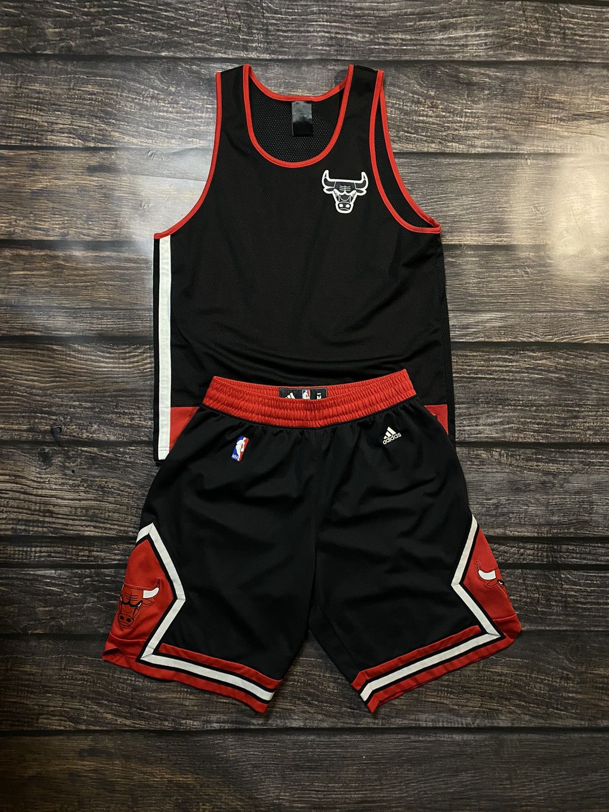 Adidas × NBA RARE❗️ADIDAS NBA CHICAGO BULLS SPORT SUIT Size US M / EU 48-50 / 2 - 1 Thumbnail