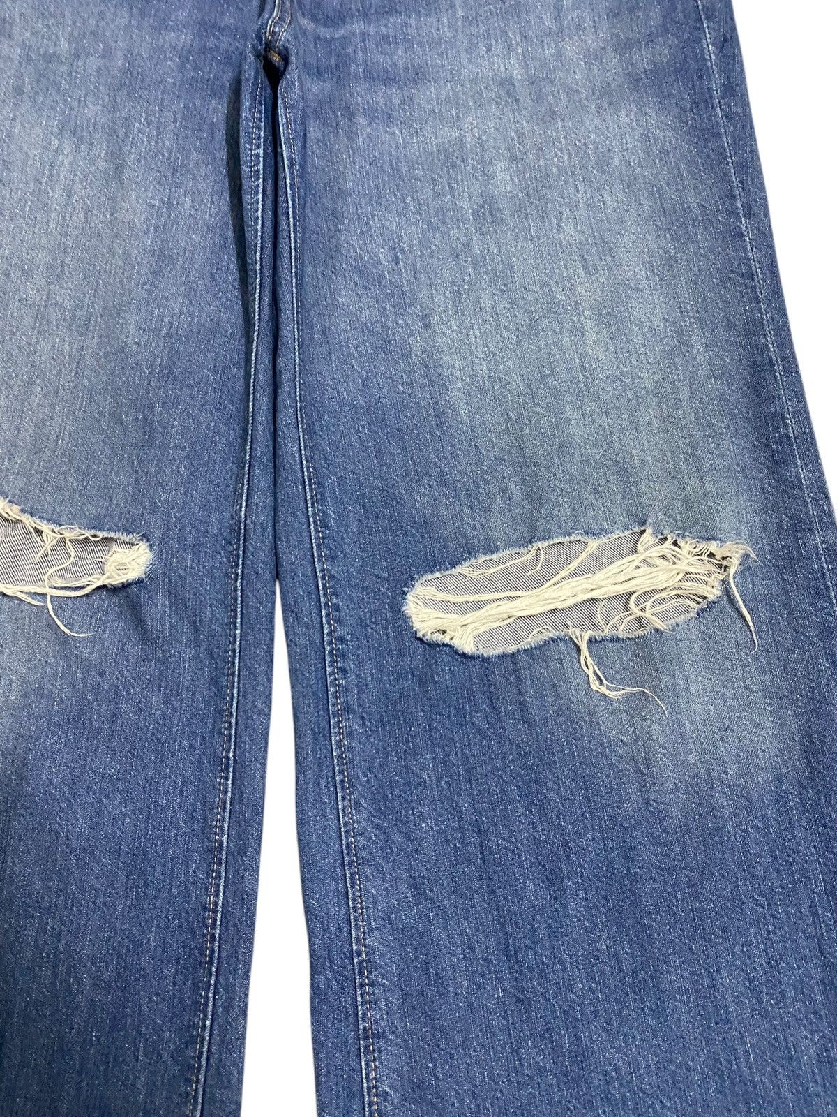 Japanese Brand Vintage Japanese Brand Distressed Baggy Soft Jeans Size US 33 - 10 Thumbnail