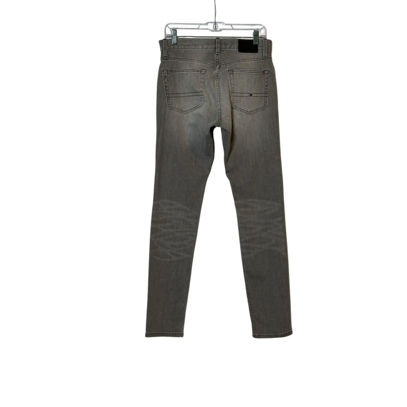 Tommy Hilfiger Tommy Hilfiger men gray slim fit tapered legs jeans size 30 Size US 30 / EU 46 - 7 Thumbnail