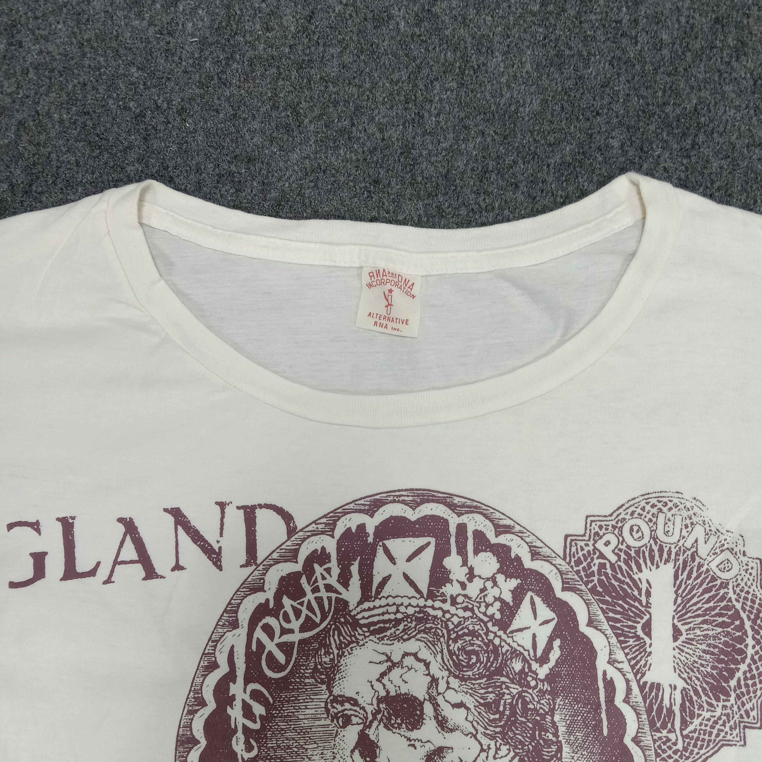 Vintage Vintage 90's Alternative RNA Punk Style Skull Tshirt Size US M / EU 48-50 / 2 - 4 Thumbnail