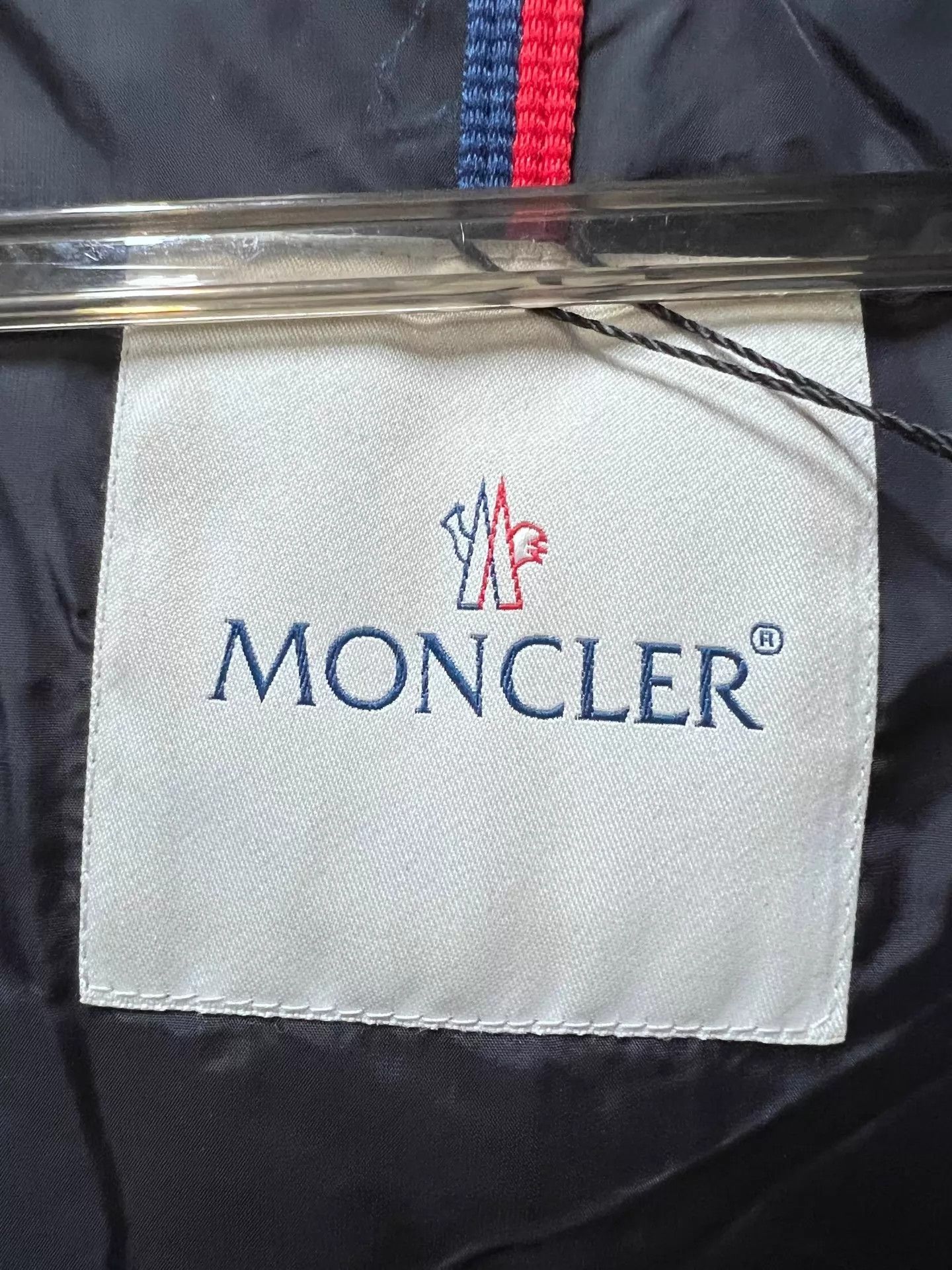 Moncler Moncler sleeve logo mid-length hooded puffer 2 99 new Size XS / US 0-2 / IT 36-38 - 4 Thumbnail