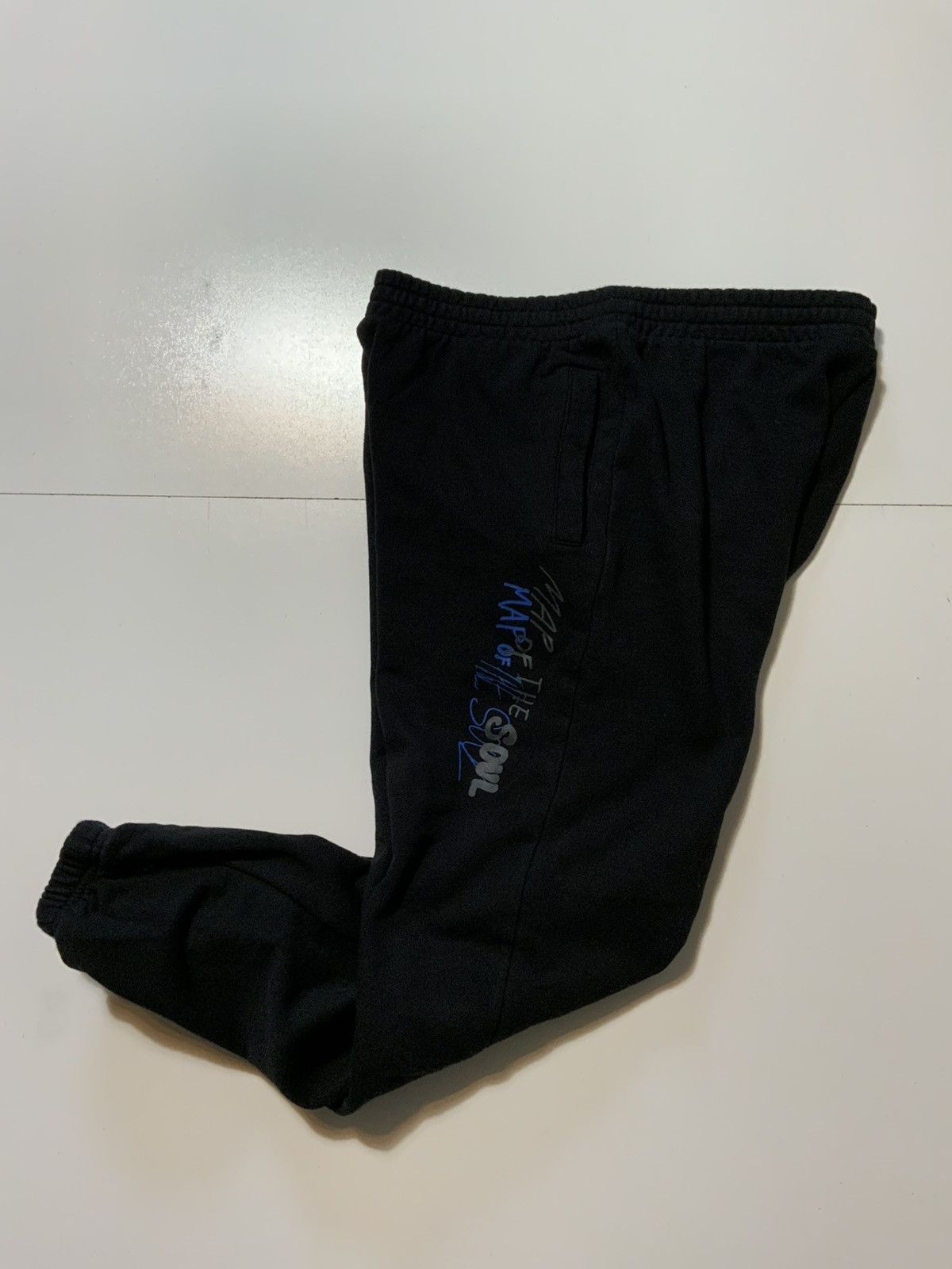 Other BTS Map Of The Soul 7 Tour Official Merch Jogger Sweatpants Size US 32 / EU 48 - 2 Thumbnail