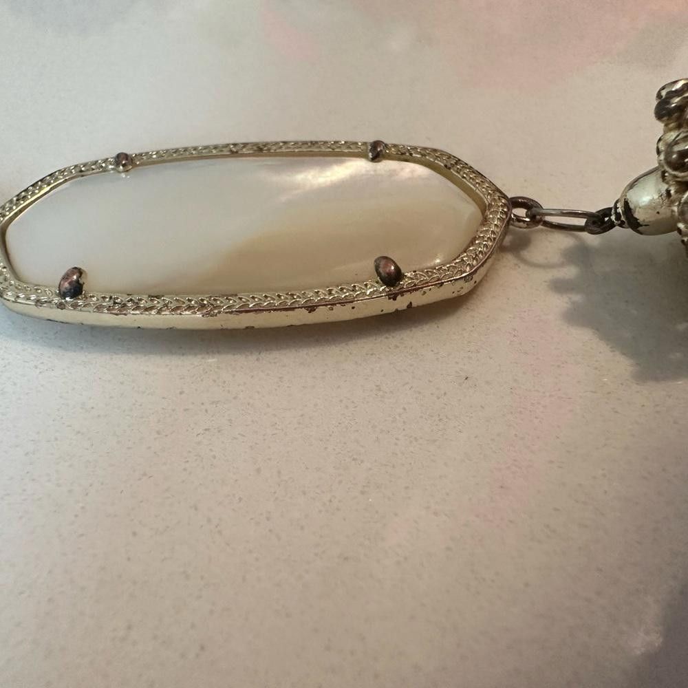 Designer Kendra Scott Rayne Ivory Mother of Pearl Long Gold Necklace Size ONE SIZE - 7 Thumbnail