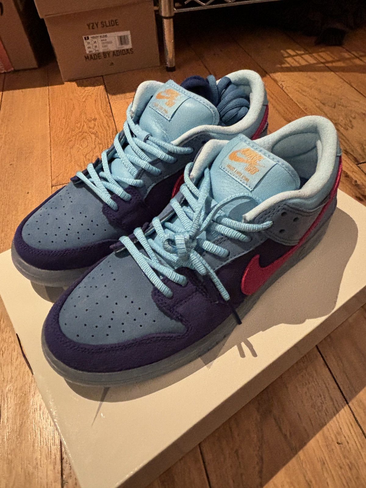 Nike × Run The Jewels Run the Jewels Dunk Low SB Deep Royal Active Pink Size US 9.5 / EU 42-43 - 4 Thumbnail