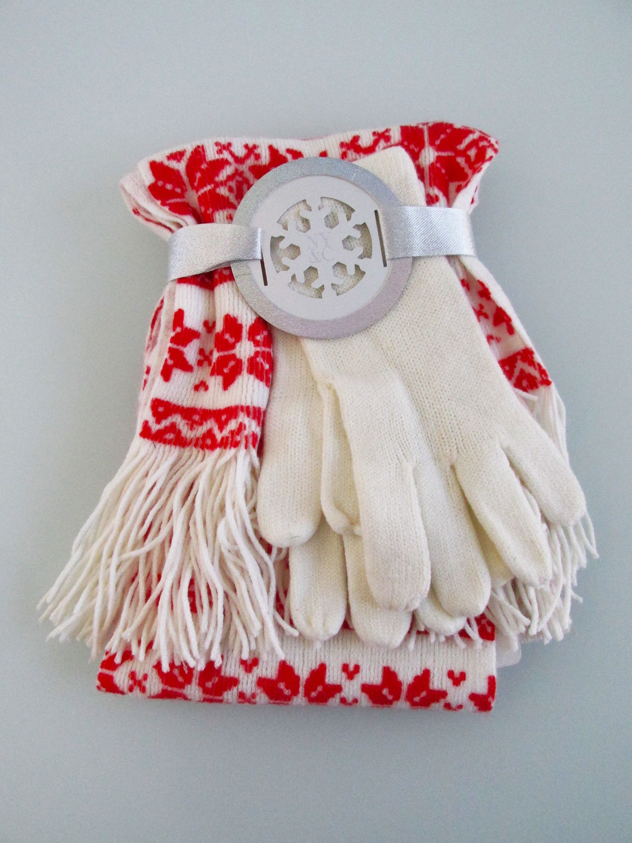 Other NY & Co. (NWT) Women's Scarf & Glove Set Size ONE SIZE - 1 Thumbnail