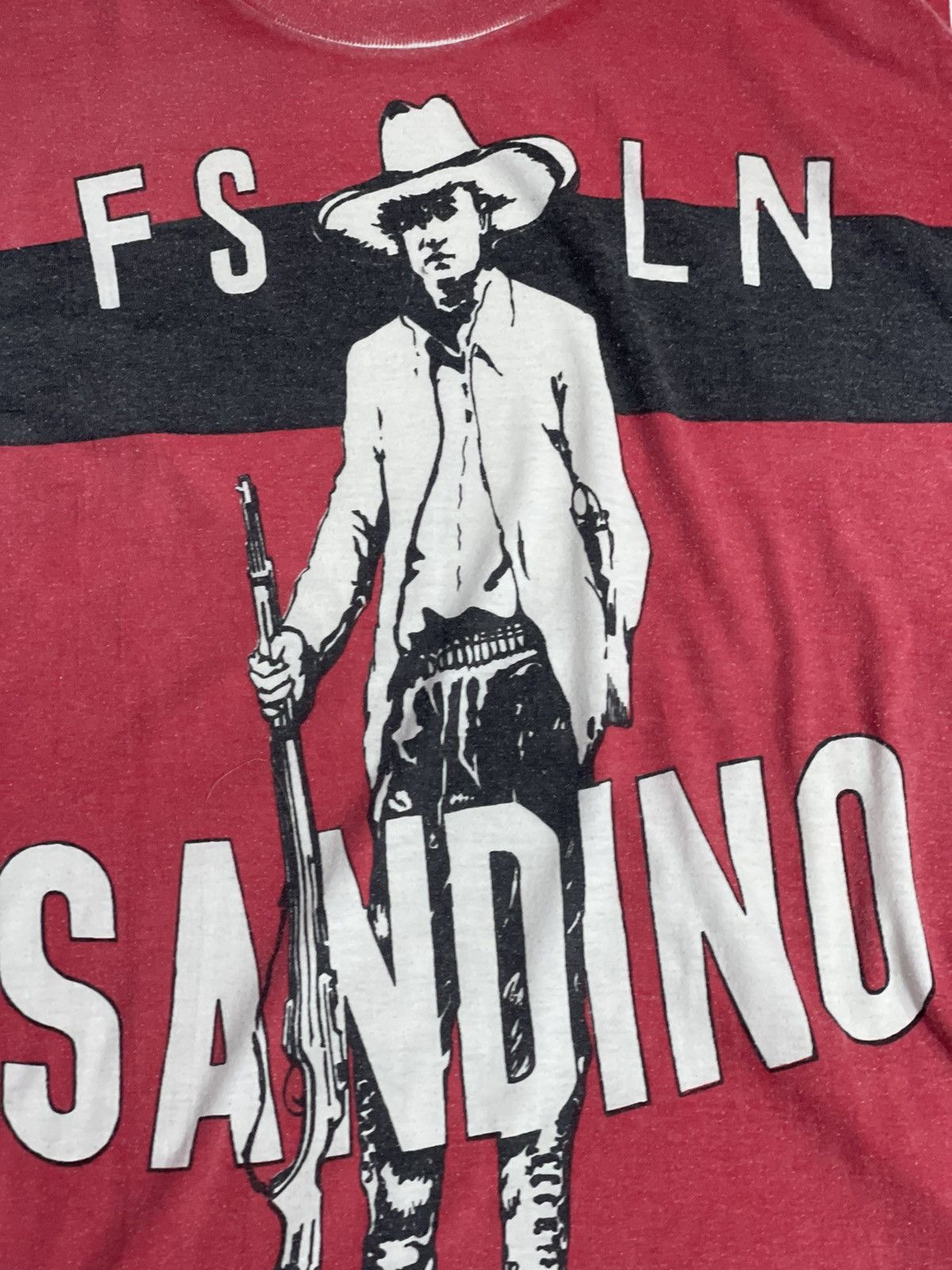 Vintage Vintage 80’s Sandino T shirt Size US XL / EU 56 / 4 - 2 Thumbnail