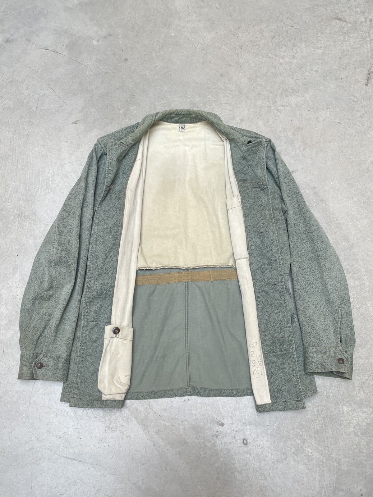 Vintage Late 60s DDR Rain Camo Chore Jacket Size L/XL Size US L / EU 52-54 / 3 - 3 Thumbnail
