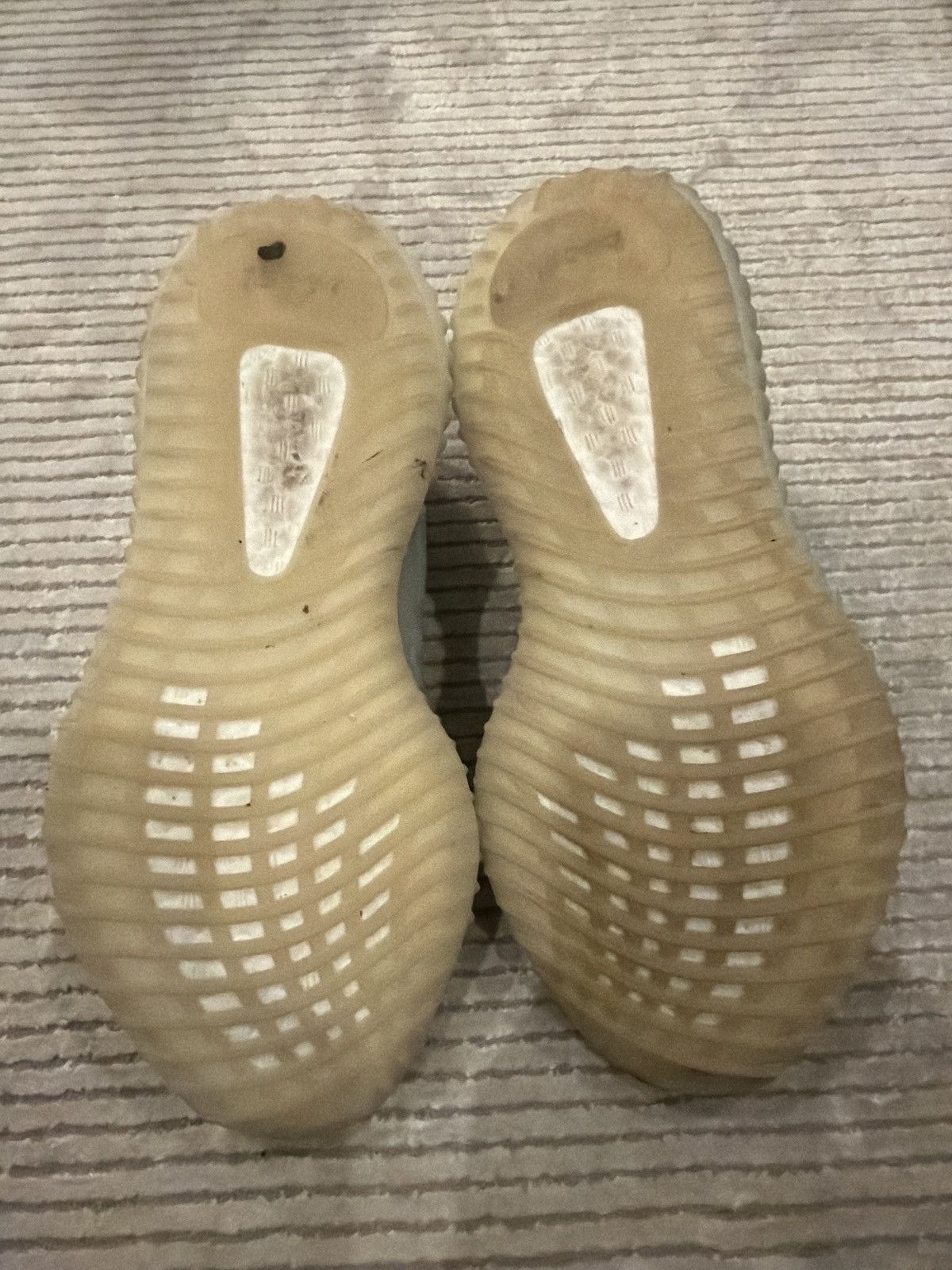 Yeezy Yeezy 350 V2 “Monice” Size US 8 / EU 41 - 5 Thumbnail