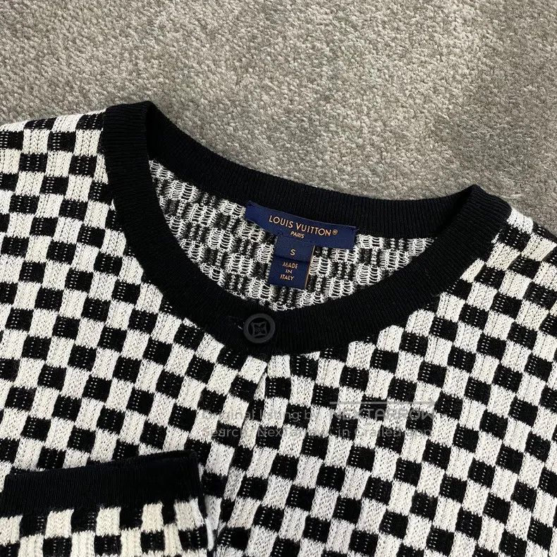 Louis Vuitton Louis Vuitton Black and white checkerboard knit cardigan s Size S / US 4 / IT 40 - 2 Thumbnail