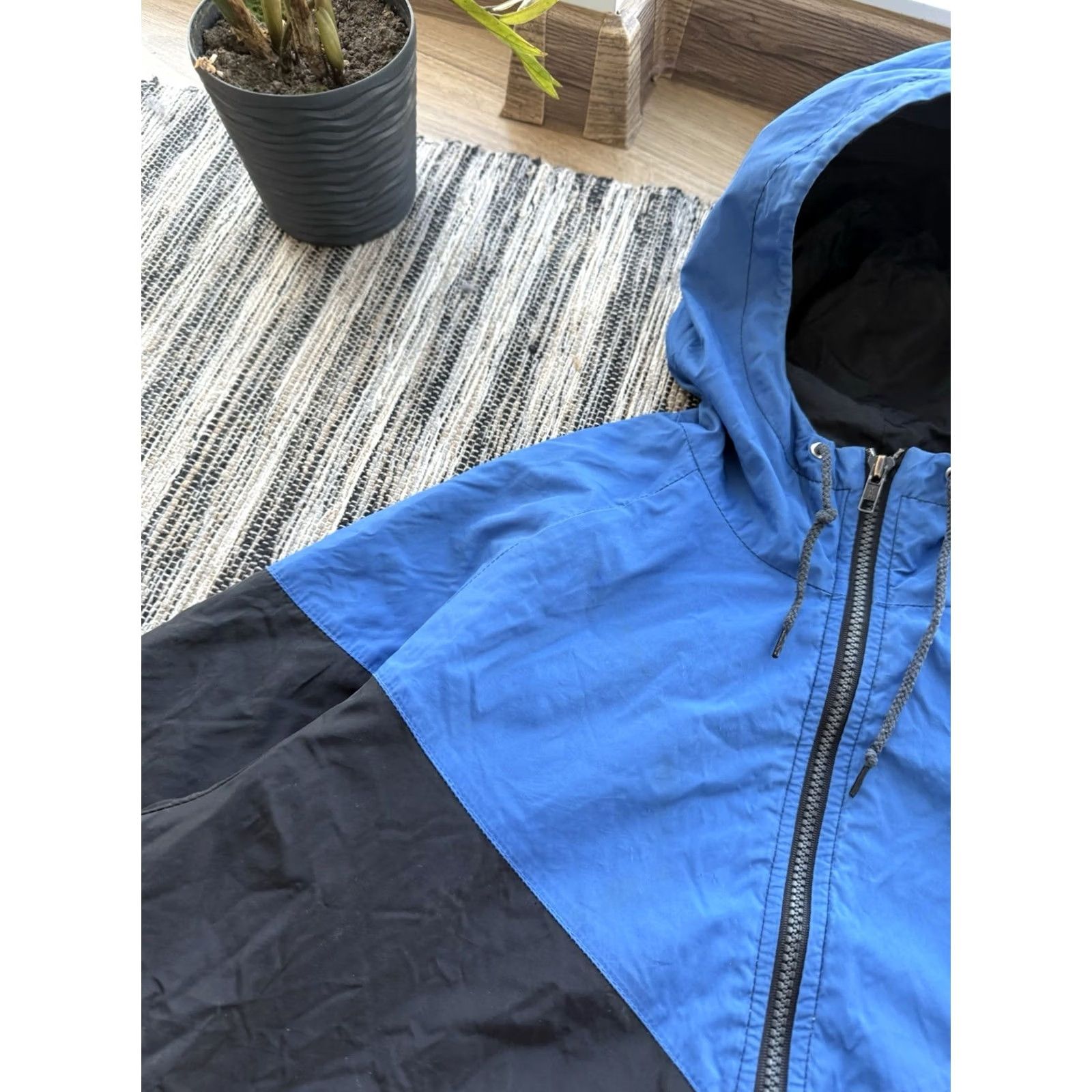 Nike VINTAGE NIKE JACKET 80s Y2K NYLON DISTRESSED FADED BLUE-BLACK Sz L Size US L / EU 52-54 / 3 - 6 Thumbnail