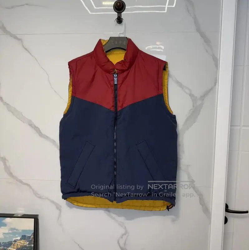 Burberry Burberry Yellow Logo Sleeveless Outerwear. Size US L / EU 52-54 / 3 - 5 Thumbnail