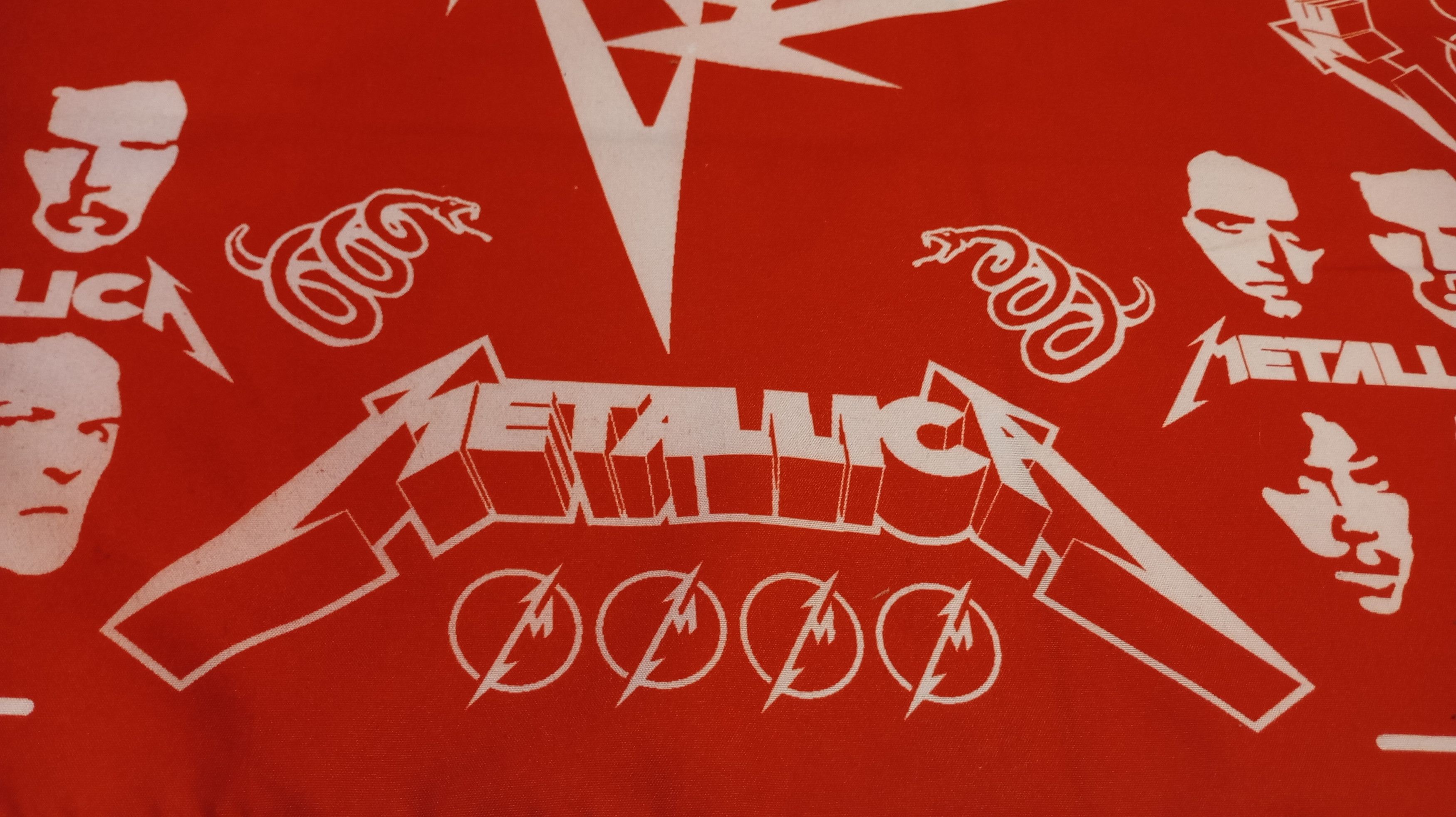 Band Tees Skulls Bandana Handkerchief Metallica Size ONE SIZE - 3 Thumbnail