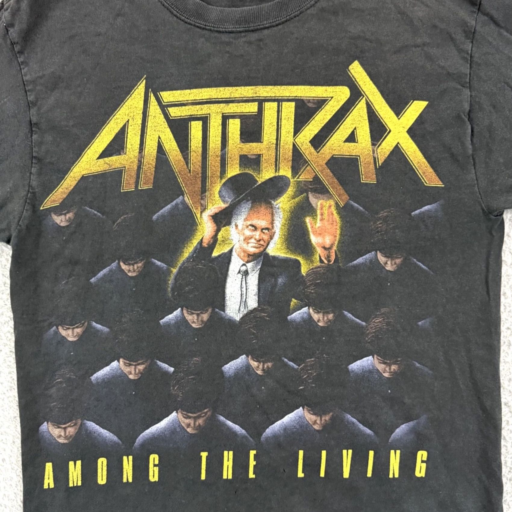 Hanes VINTAGE Hanes T-Shirt Shirt Adults Small Black Music Concert Tour Angel Double-Sided 2000s Mens Size US S / EU 44-46 / 1 - 2 Thumbnail
