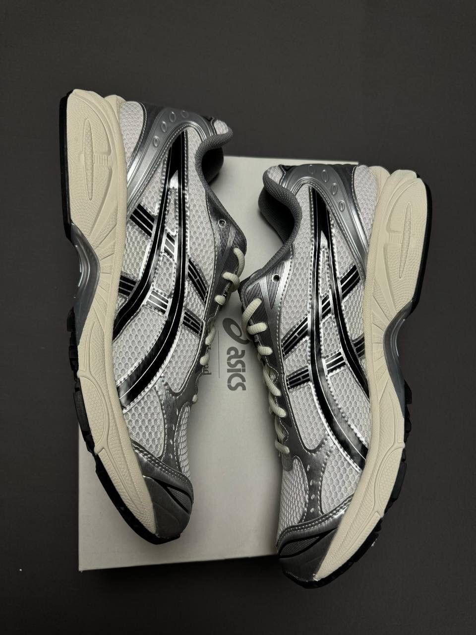 Asics × JJJJound Asics x Jjjound Gel Kayano 14 Silver Black Size US 11 / EU 44 - 3 Thumbnail